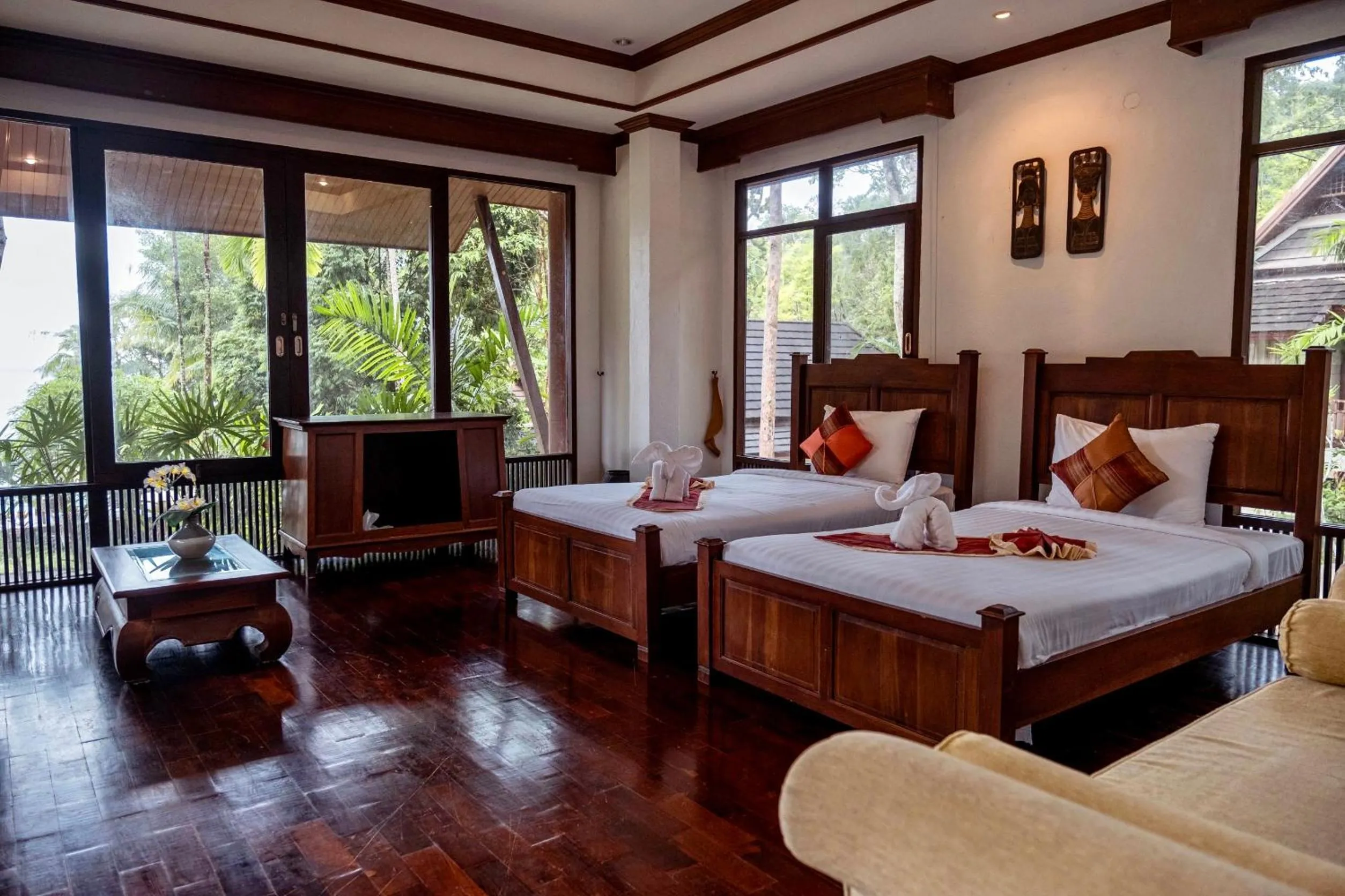 Executive Suite in Kooncharaburi Resort - Koh Chang