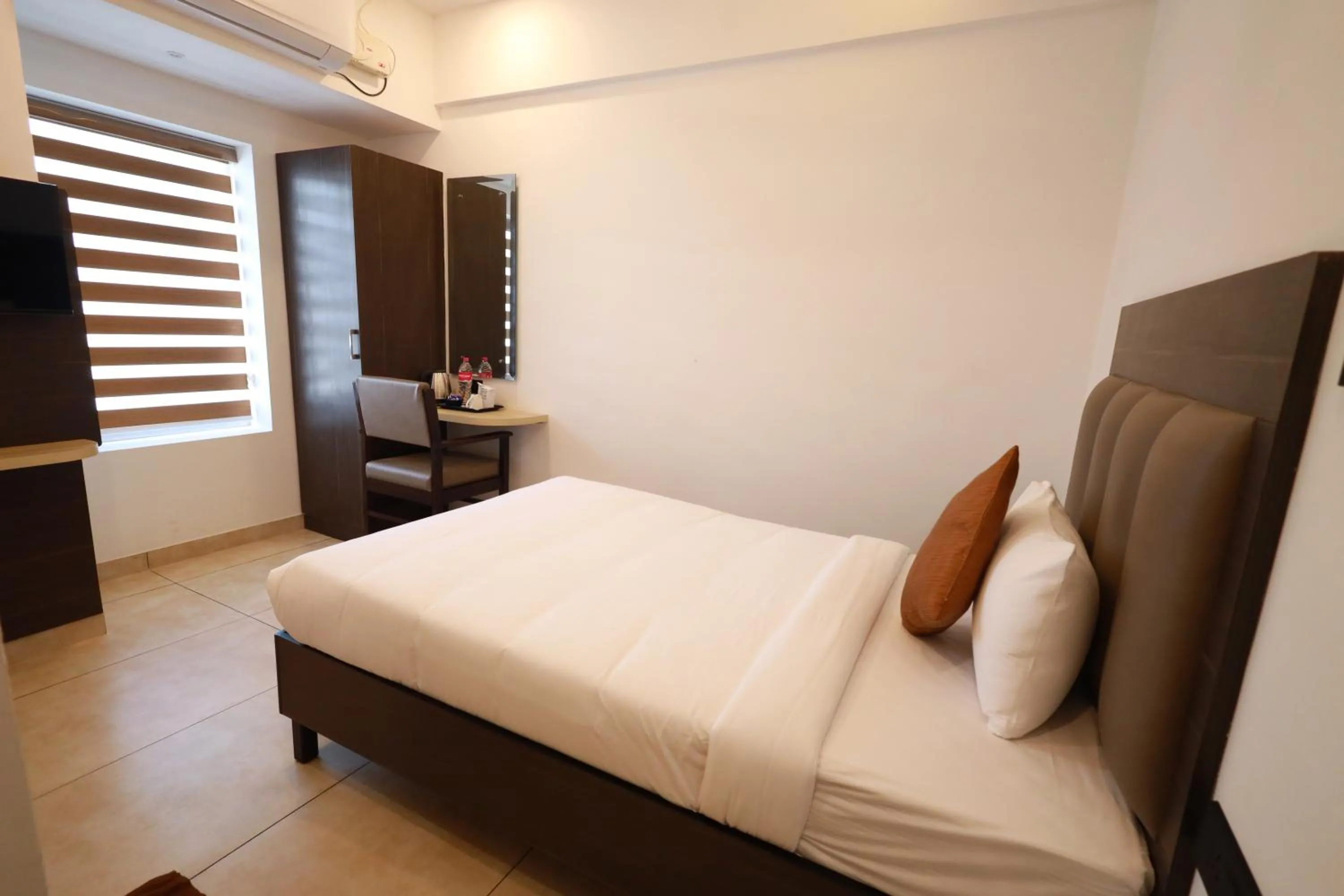 Single Room - single occupancy in Goodland Elegance