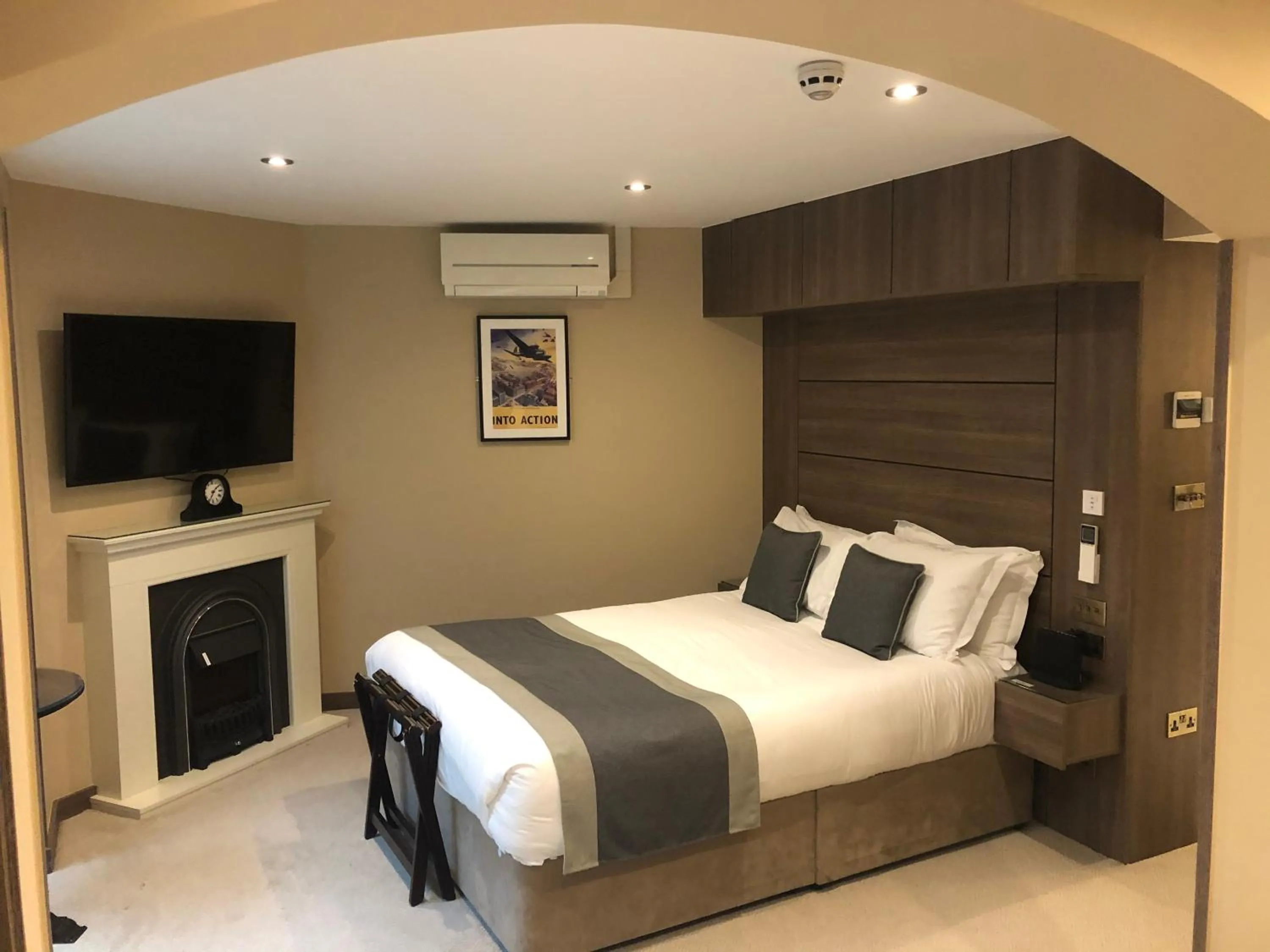 Studio with Sofa Bed in St Paul's Hotel