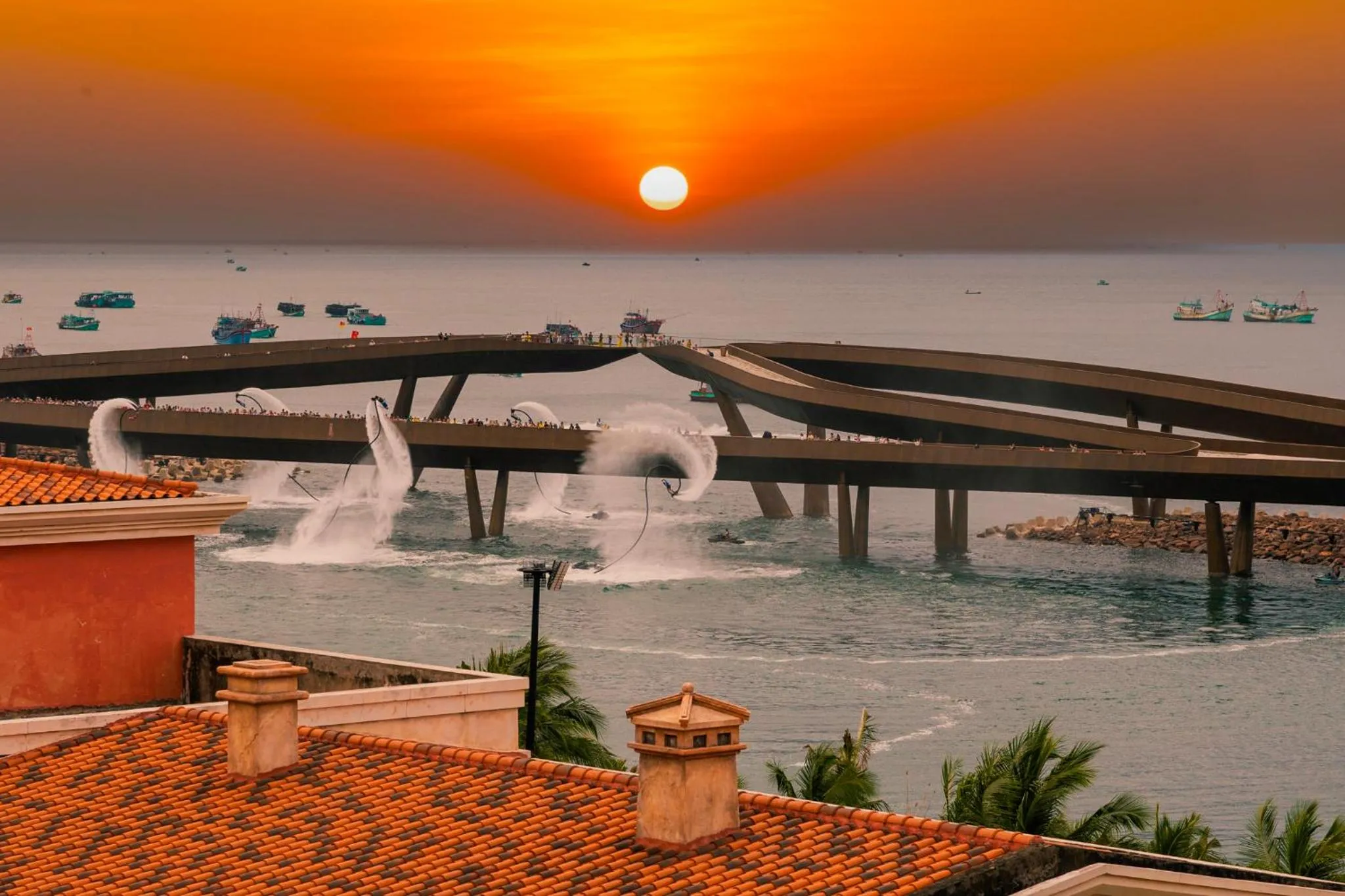 King Room with Sea View in Lotus Home Cafe