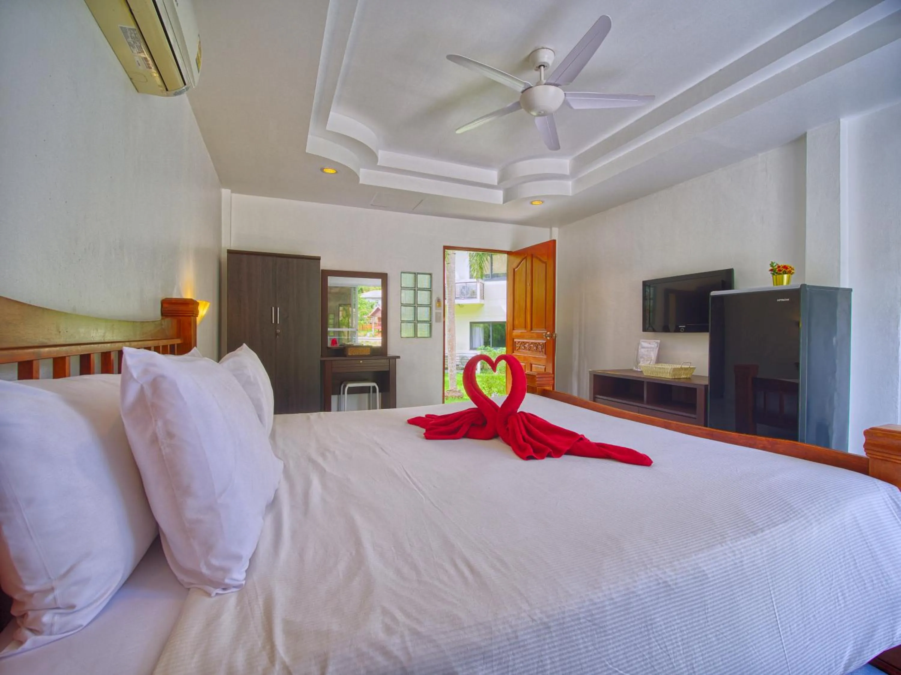 Bungalow with Lake View in Serenity Lakeside Resort