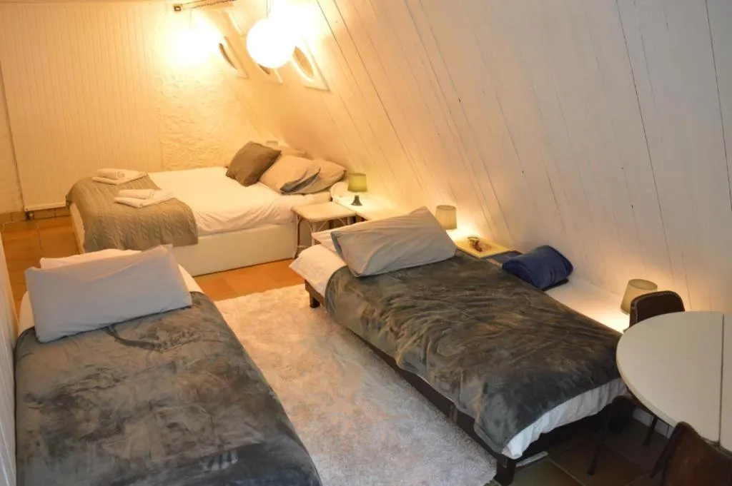 Quadruple Room with Garden View in Casa mARTa : Suites, terrasses et vue panoramique