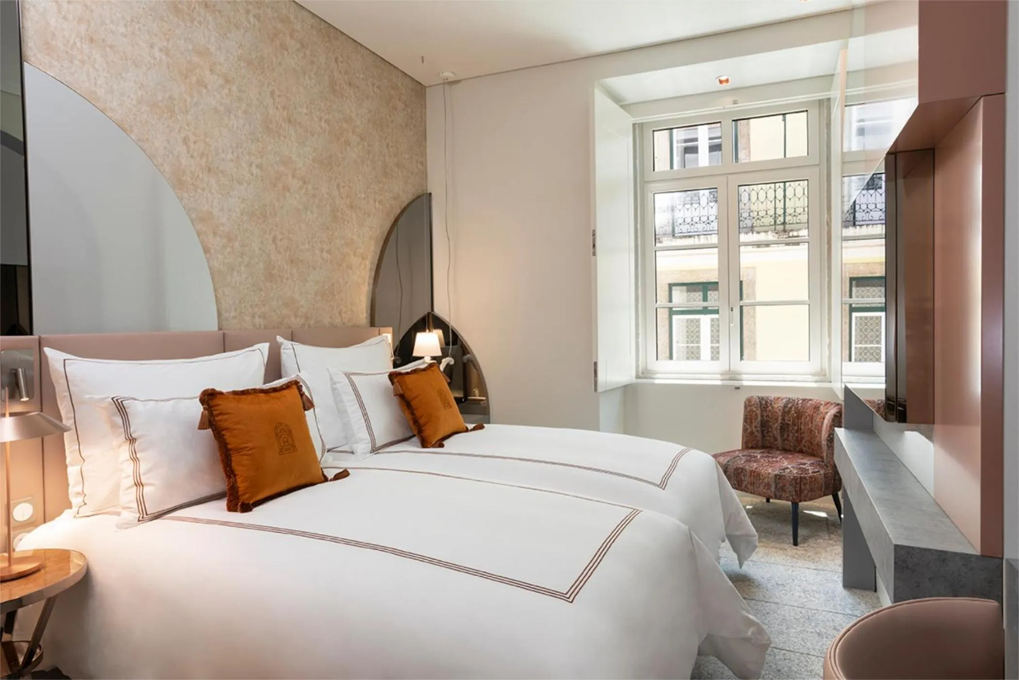 Deluxe King Room in Convent Square Lisbon, Vignette Collection by IHG