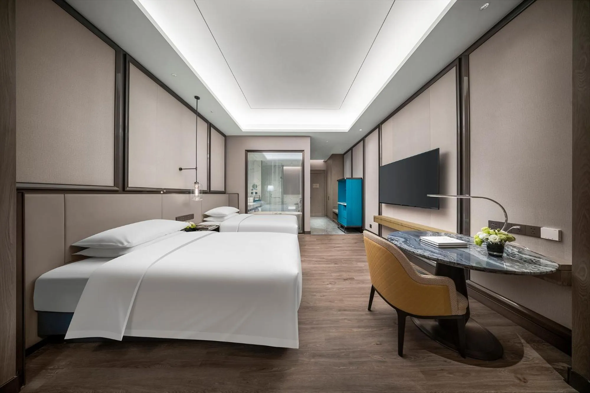 Standard Twin Room with Bathtub and City View in Crowne Plaza Hangzhou Linping by IHG