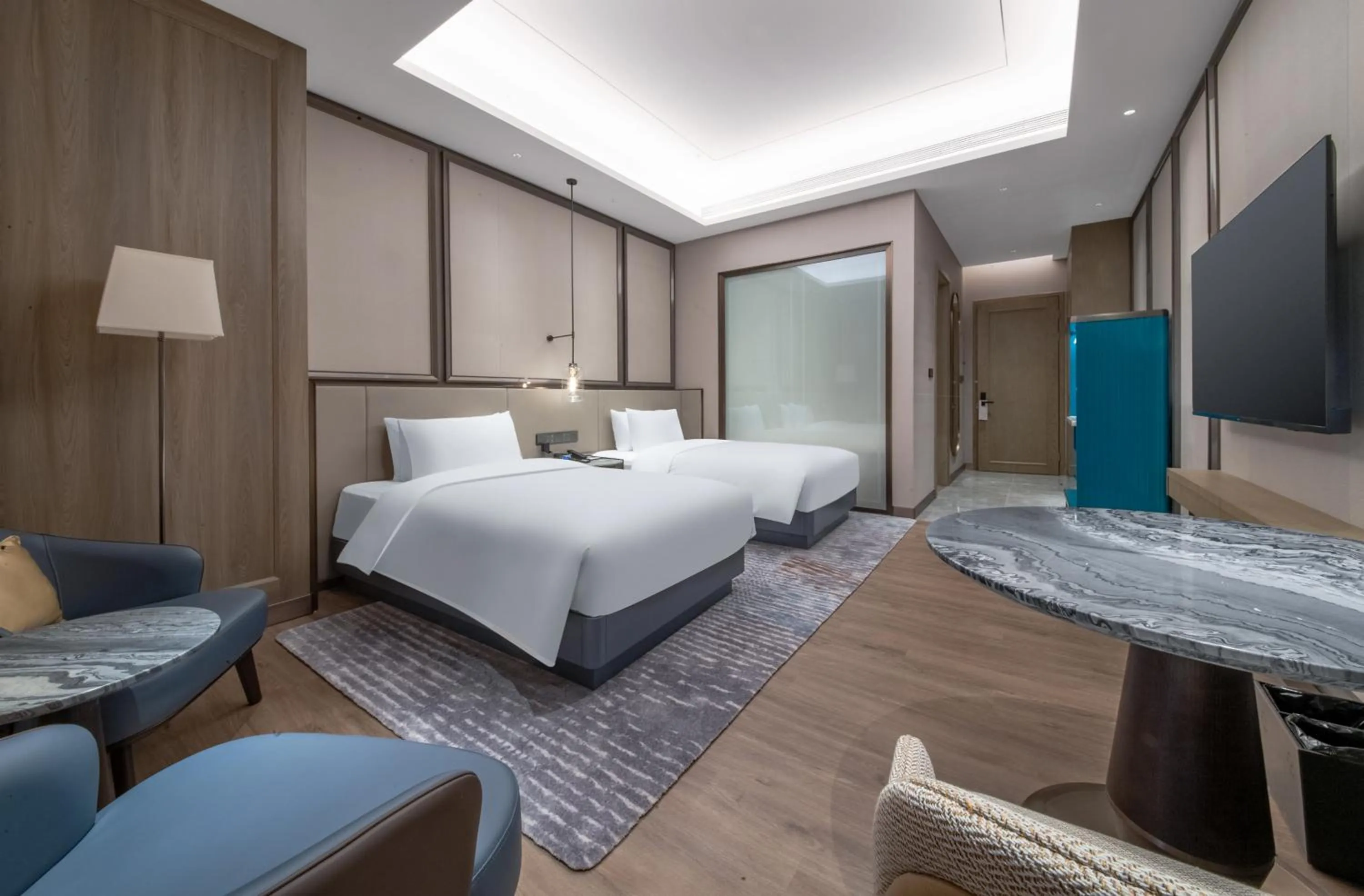 Standard Double Room with Two Double Beds in Crowne Plaza Hangzhou Linping by IHG