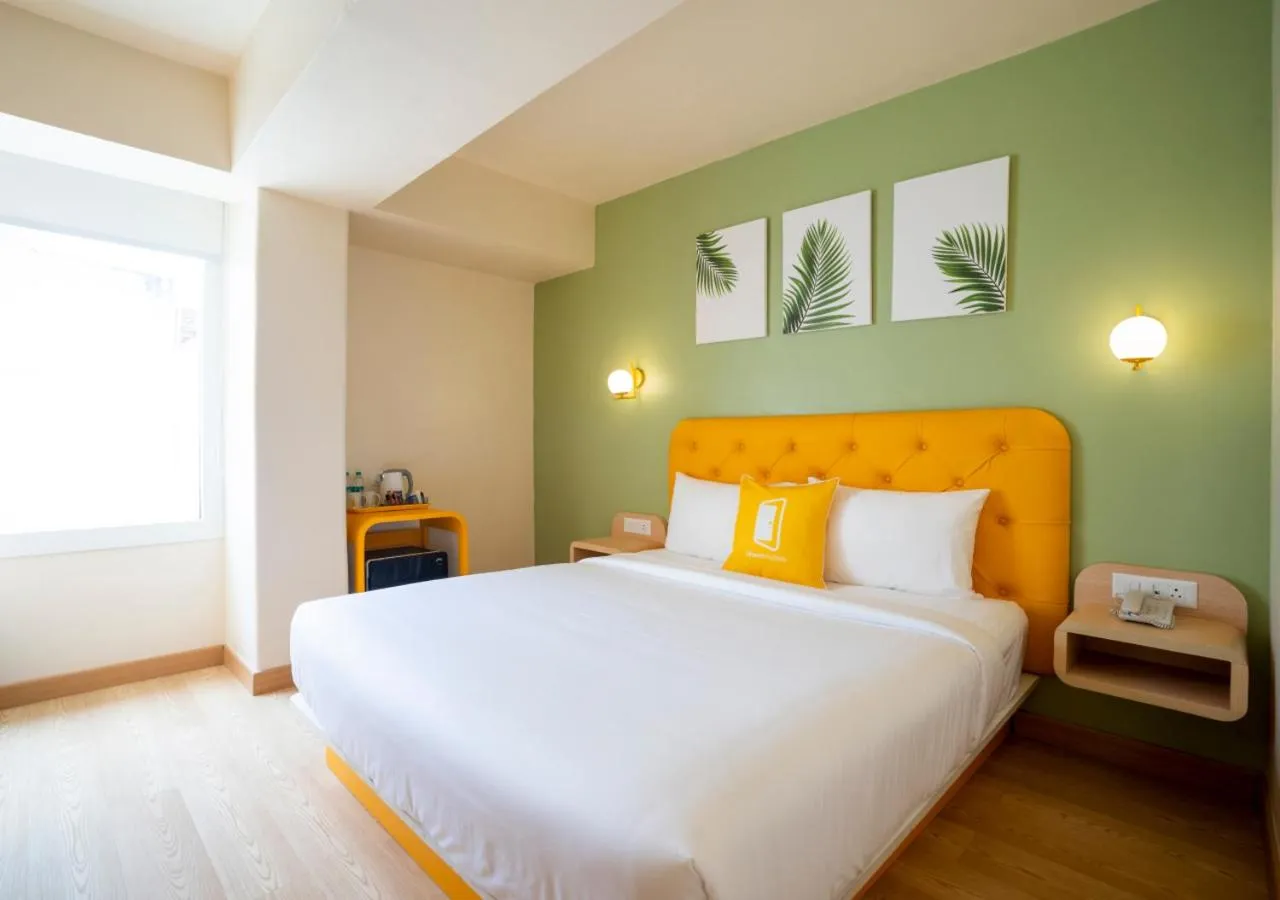 Standard King Room in Bloom Hotel - Sector 19