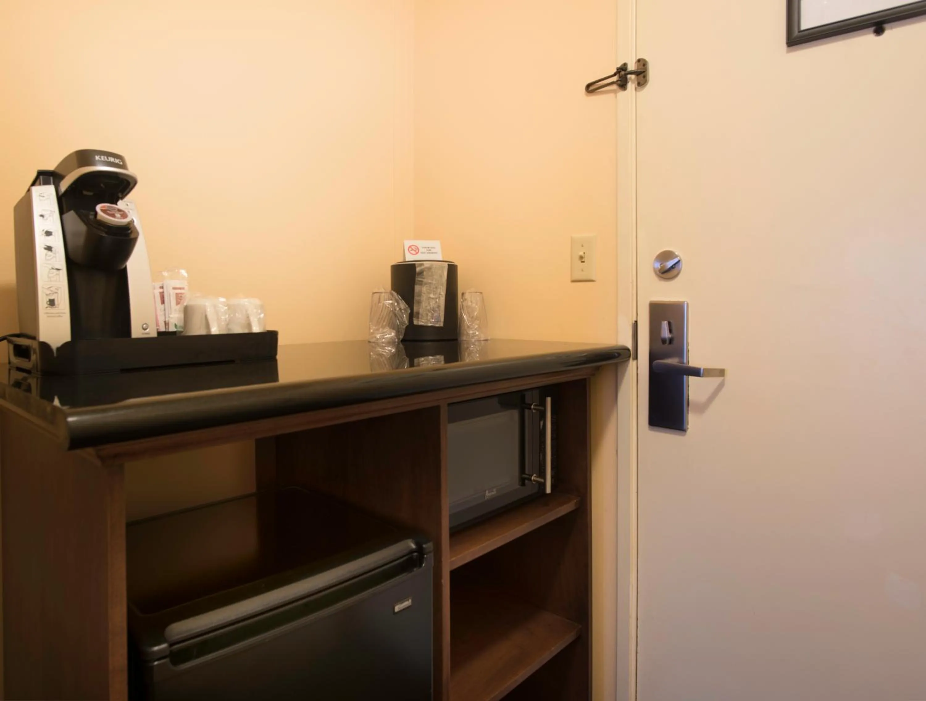 Standard King Room in The Landing Hotel