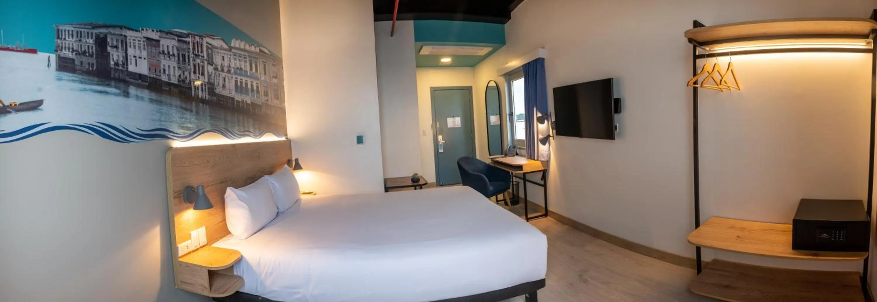 Superior Double Room in Ibis Styles El Malecon Guayaquil