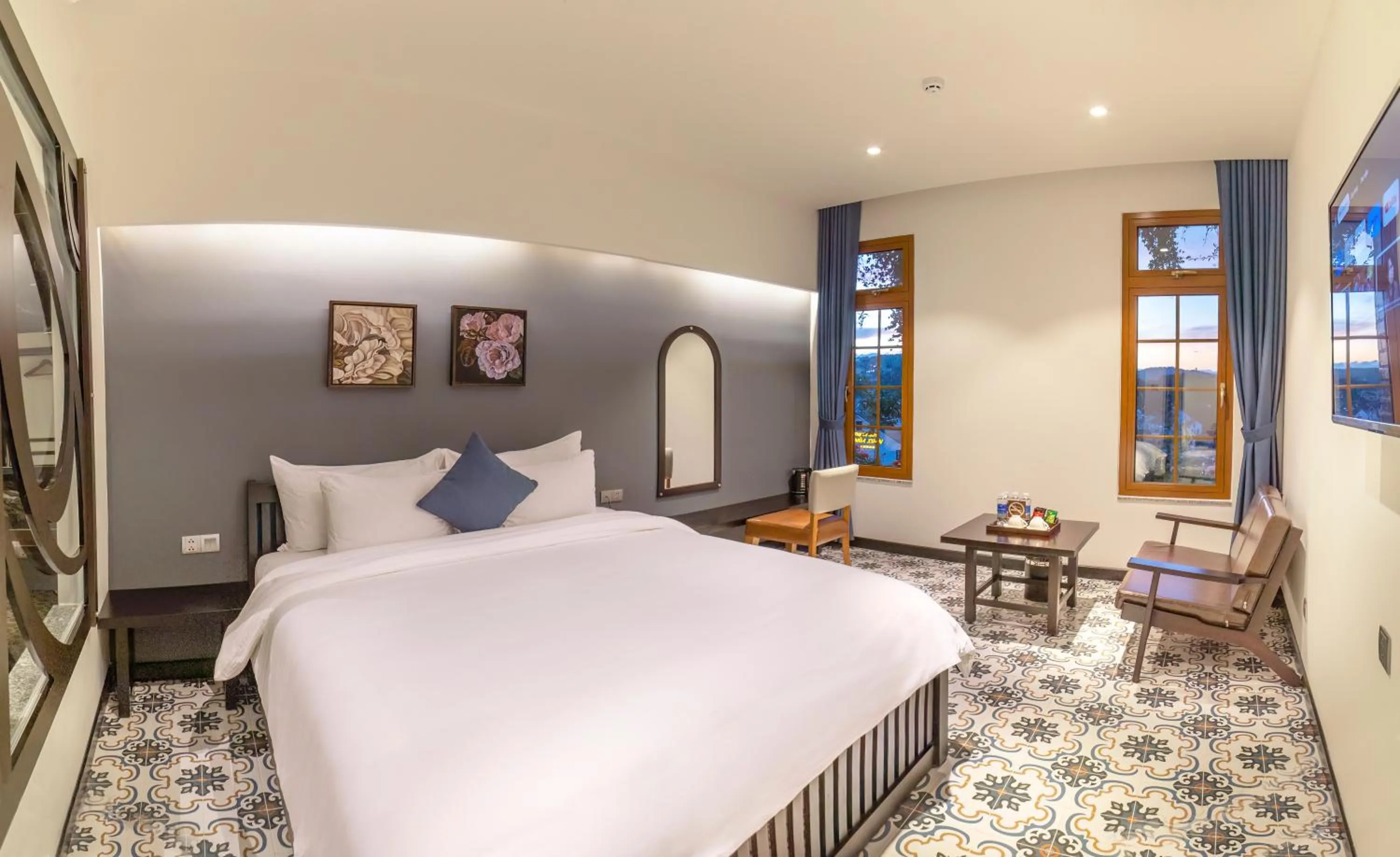 Deluxe Family Room in Brick House Dalat Hotel