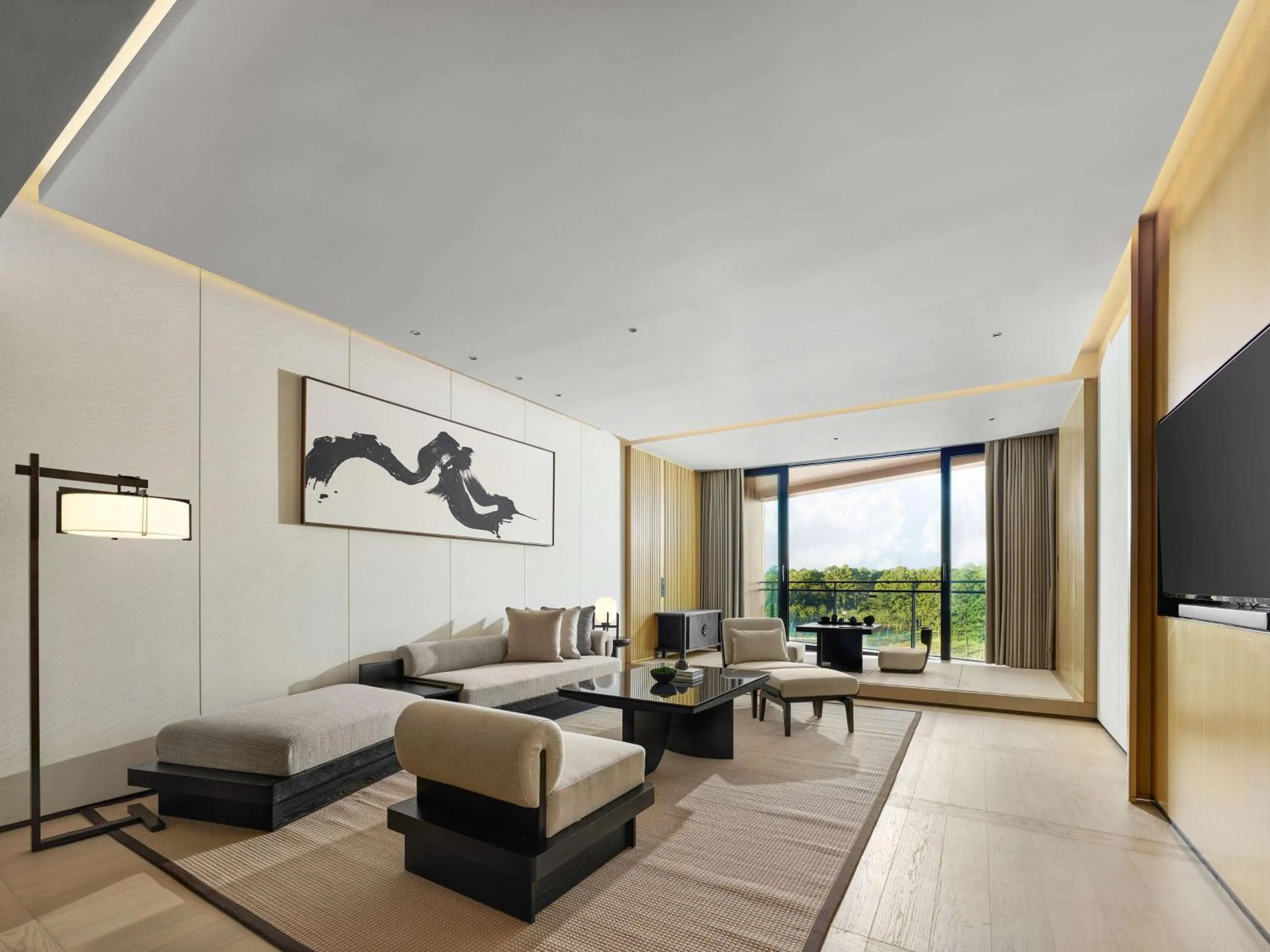 Deluxe King Suite in Hilton Nanjing Niushoushan