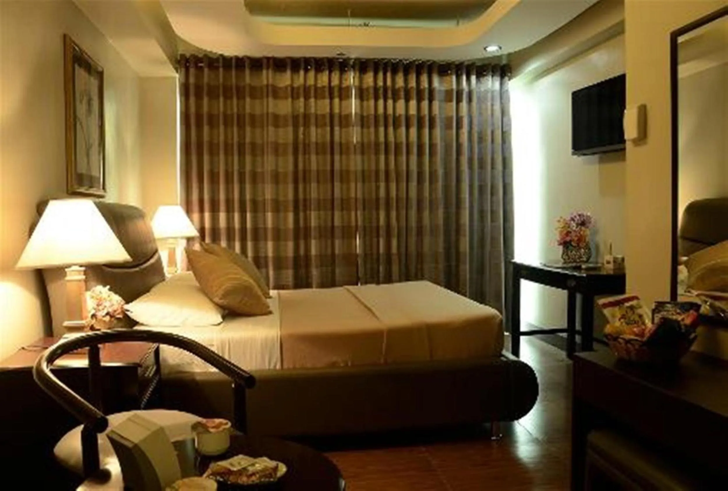 Suite in Silver Oaks Suites & Hotel