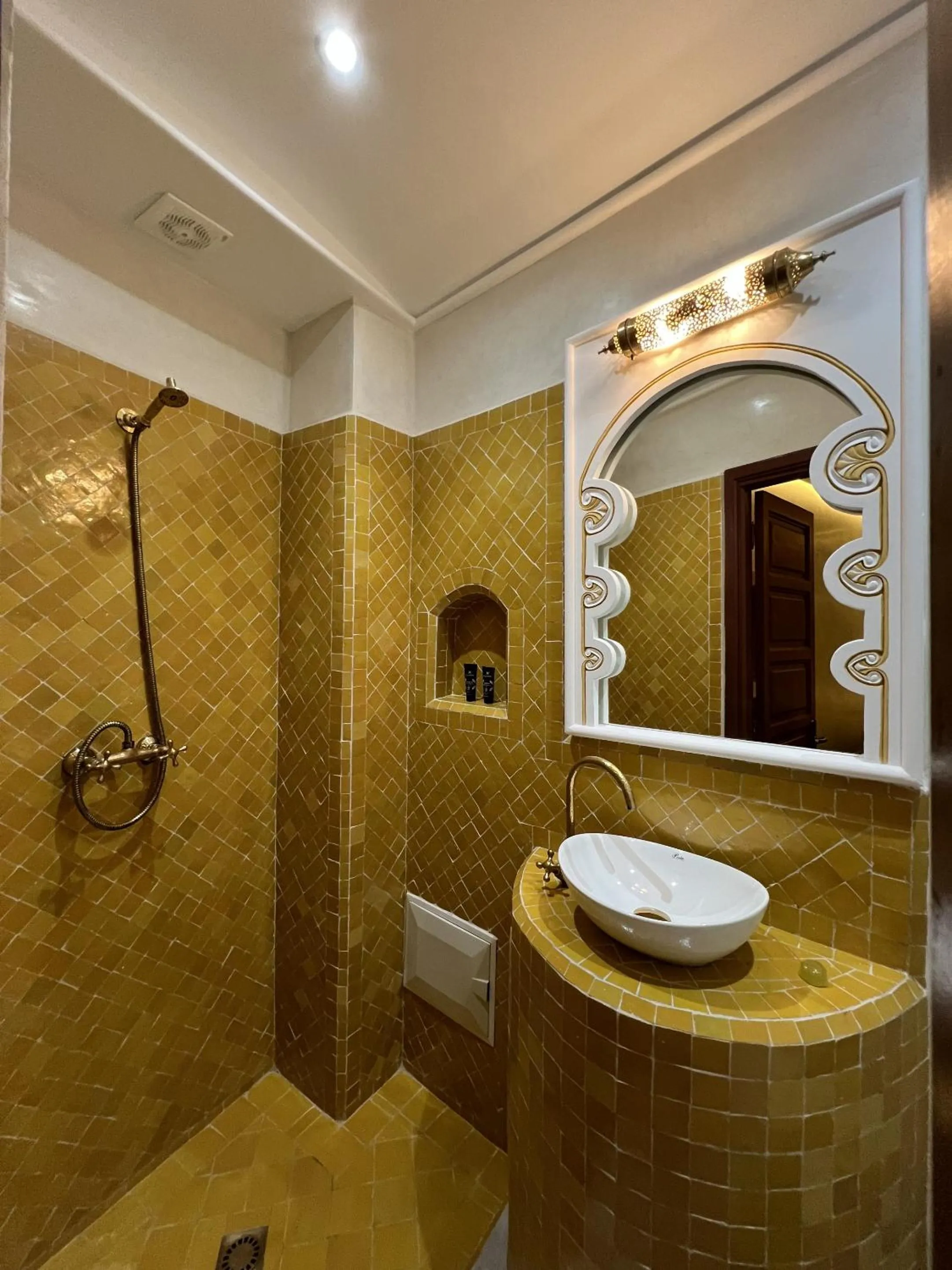 Superior Double Room in Riad Dar Yammi