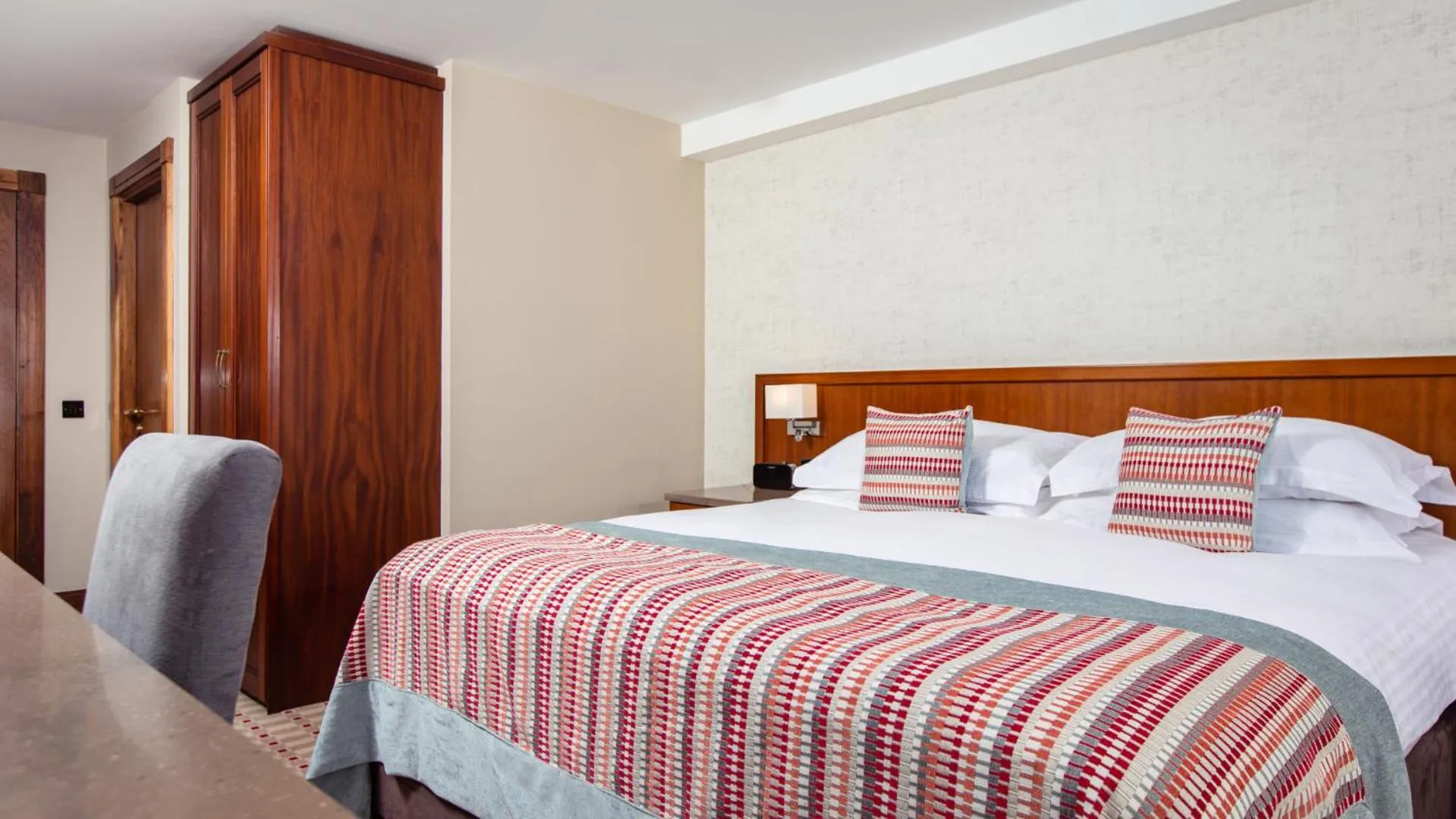 Executive Double Room in The Stormont Hotel