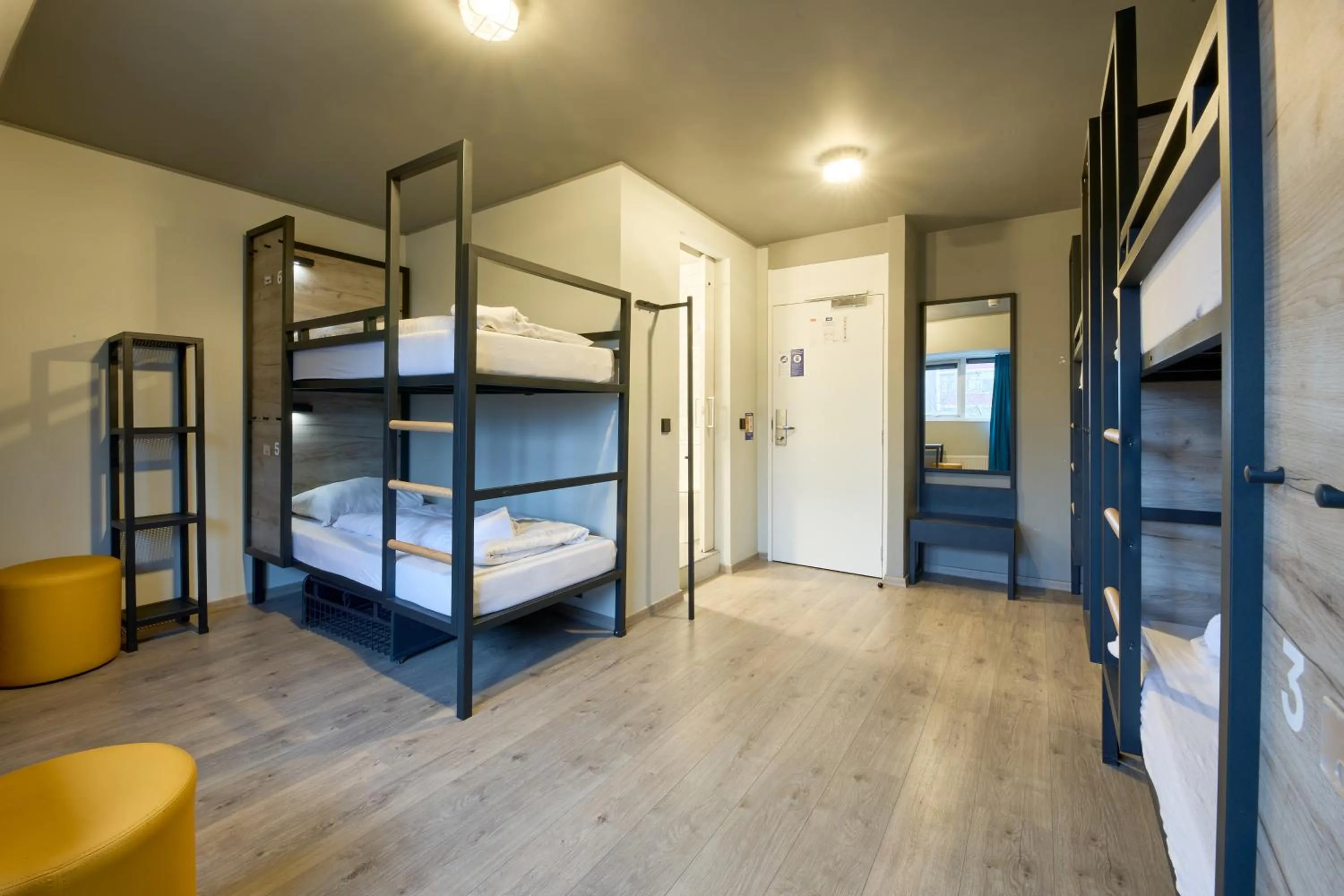 Bed in 6-Bed Dormitory Room in a&o Rotterdam City