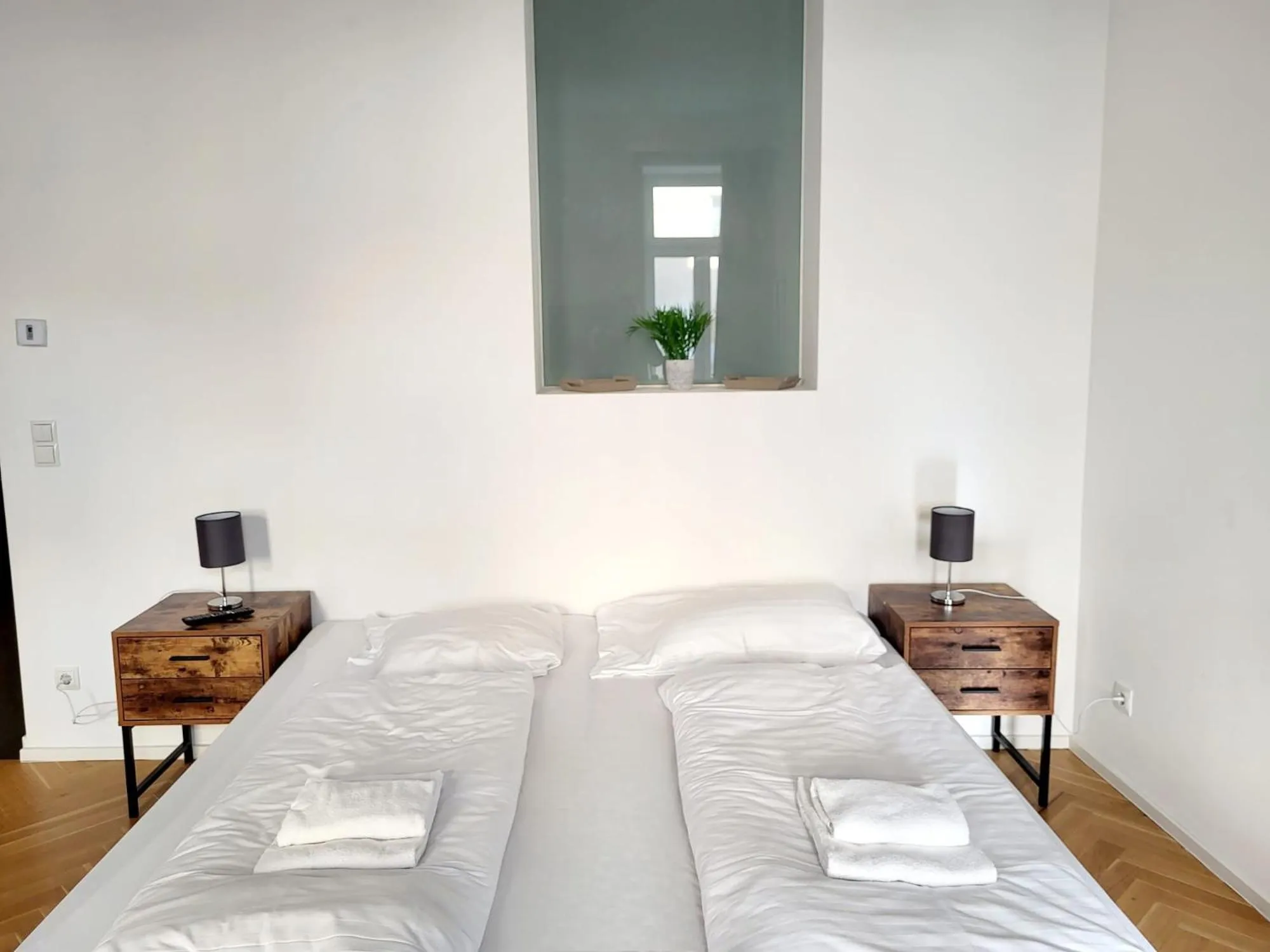 Three-Bedroom Apartment in Neulerchenfelder Apartment Vienna