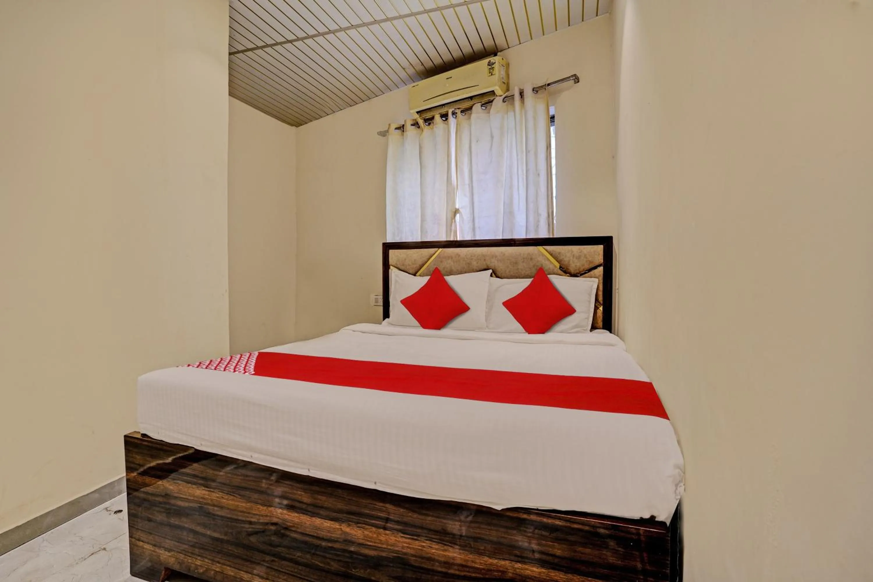 Standard Double Room - single occupancy in Hotel O NK Grand