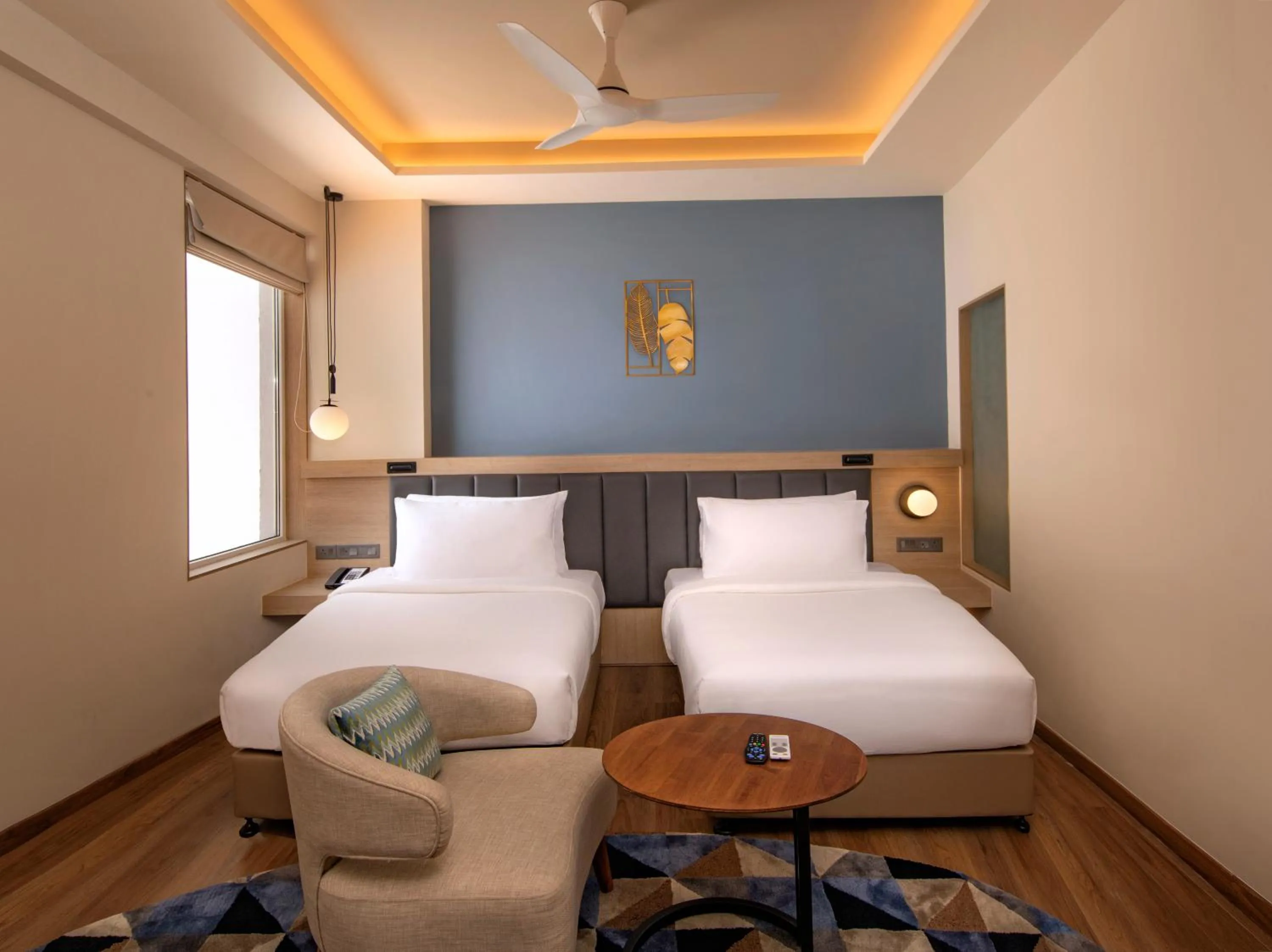 Deluxe Twin in O by Tamara Coimbatore