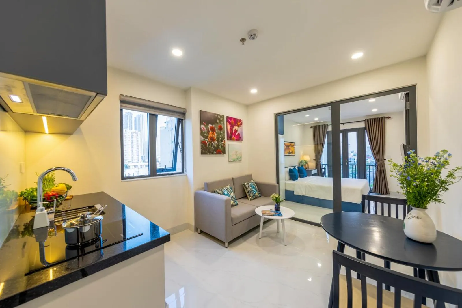 One-Bedroom Apartment in The Home Hotel & Apartment