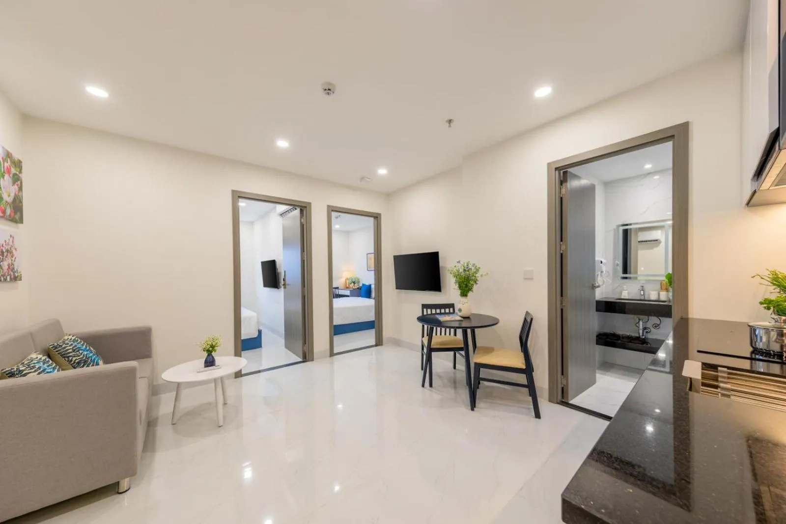 Two-Bedroom Apartment in The Home Hotel & Apartment