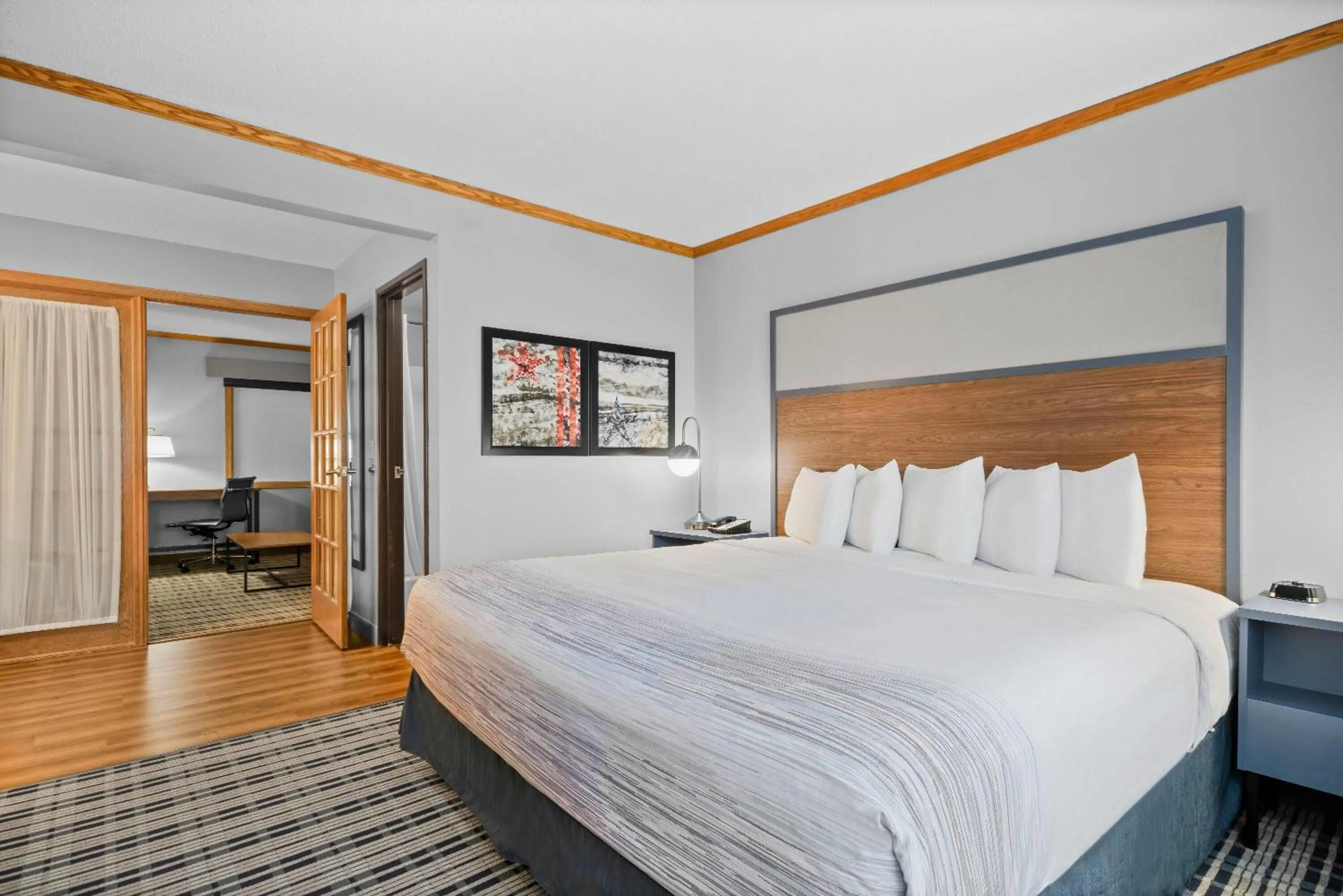 One Bedroom  King Suite - Non-Smoking in AmericInn by Wyndham Virginia