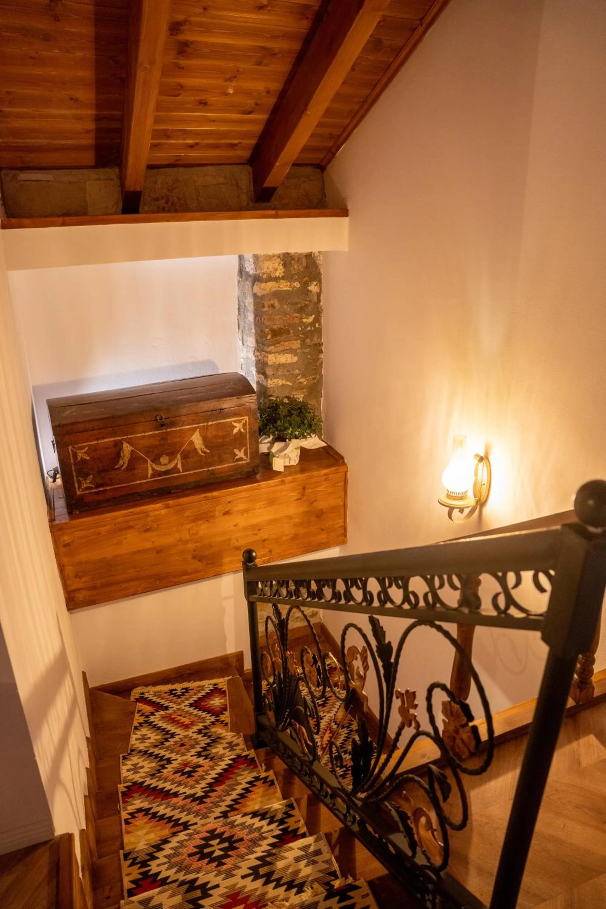 Triple Room with Private Bathroom in Hotel Kapllani