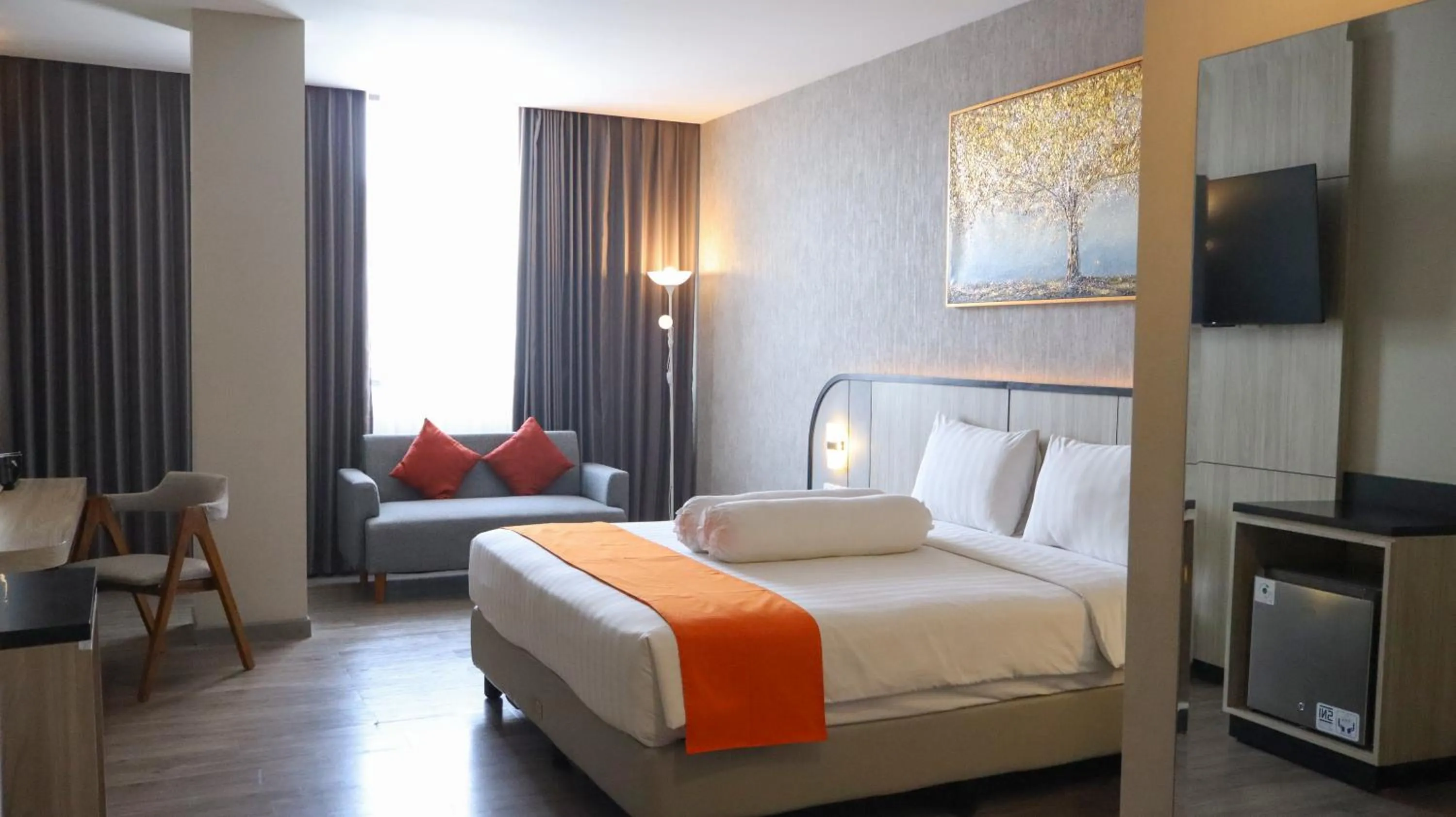 Suite in Front One Gosyen Hotel Salatiga