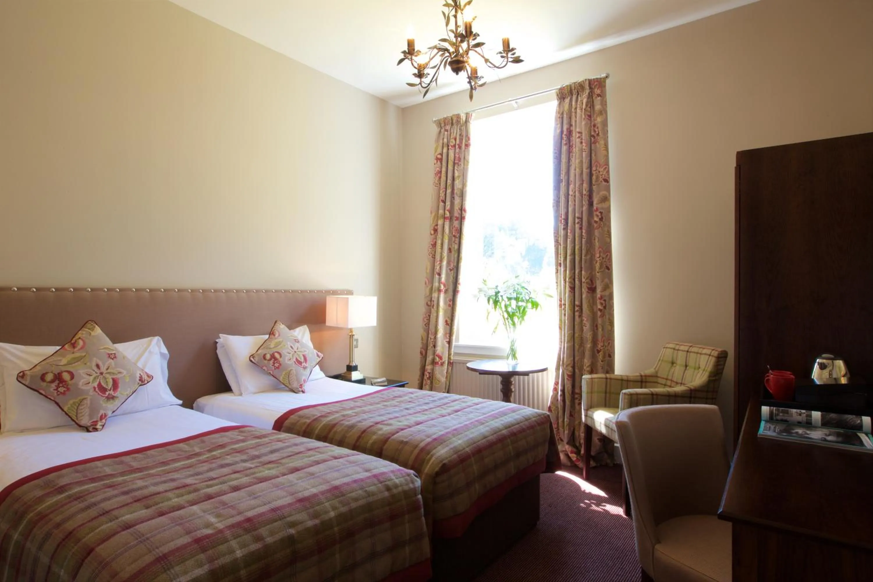 Twin Room with Loch View in Stonefield Castle Hotel ‘A Bespoke Hotel’