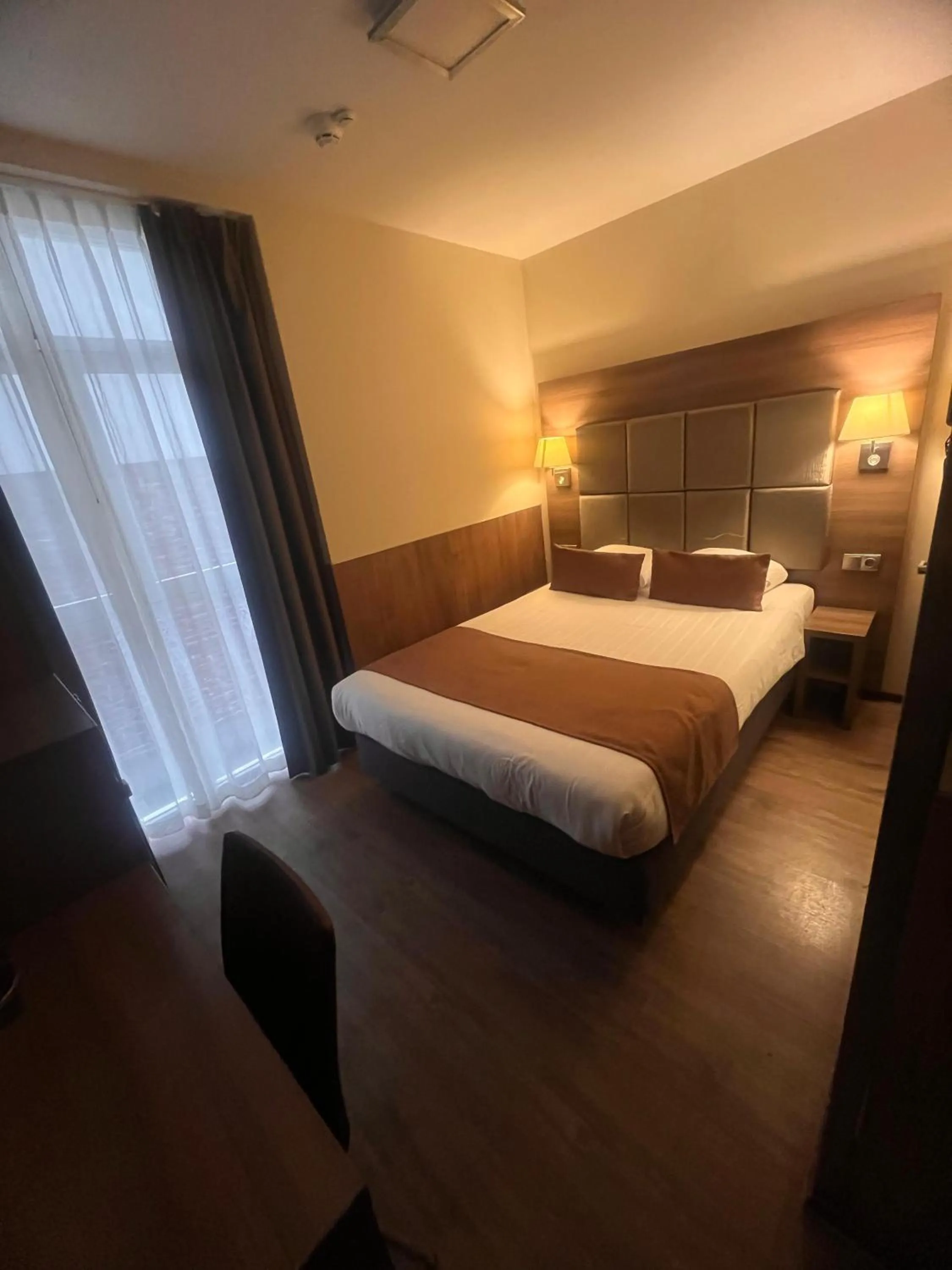 Small Double Room in OZO Hotels Cordial Amsterdam