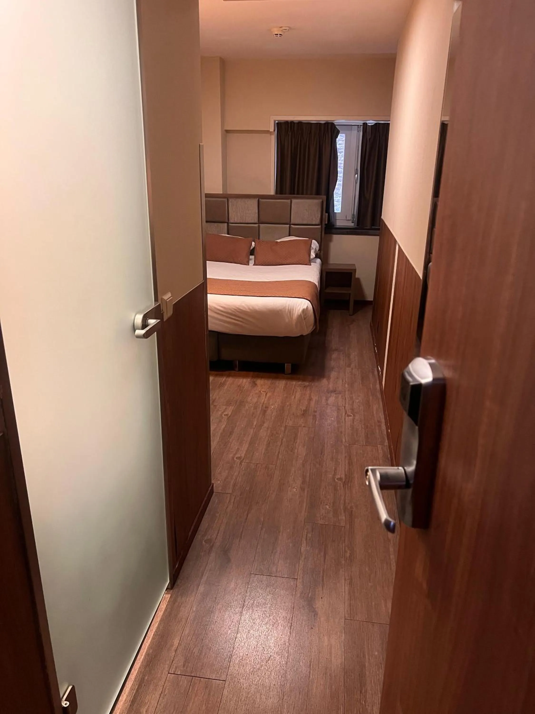 Classic Single Room in OZO Hotels Cordial Amsterdam