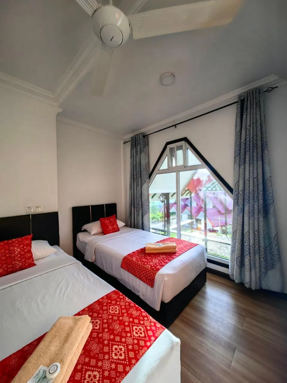 Standard Twin Room in KUNDASANG MOUNT GARDEN