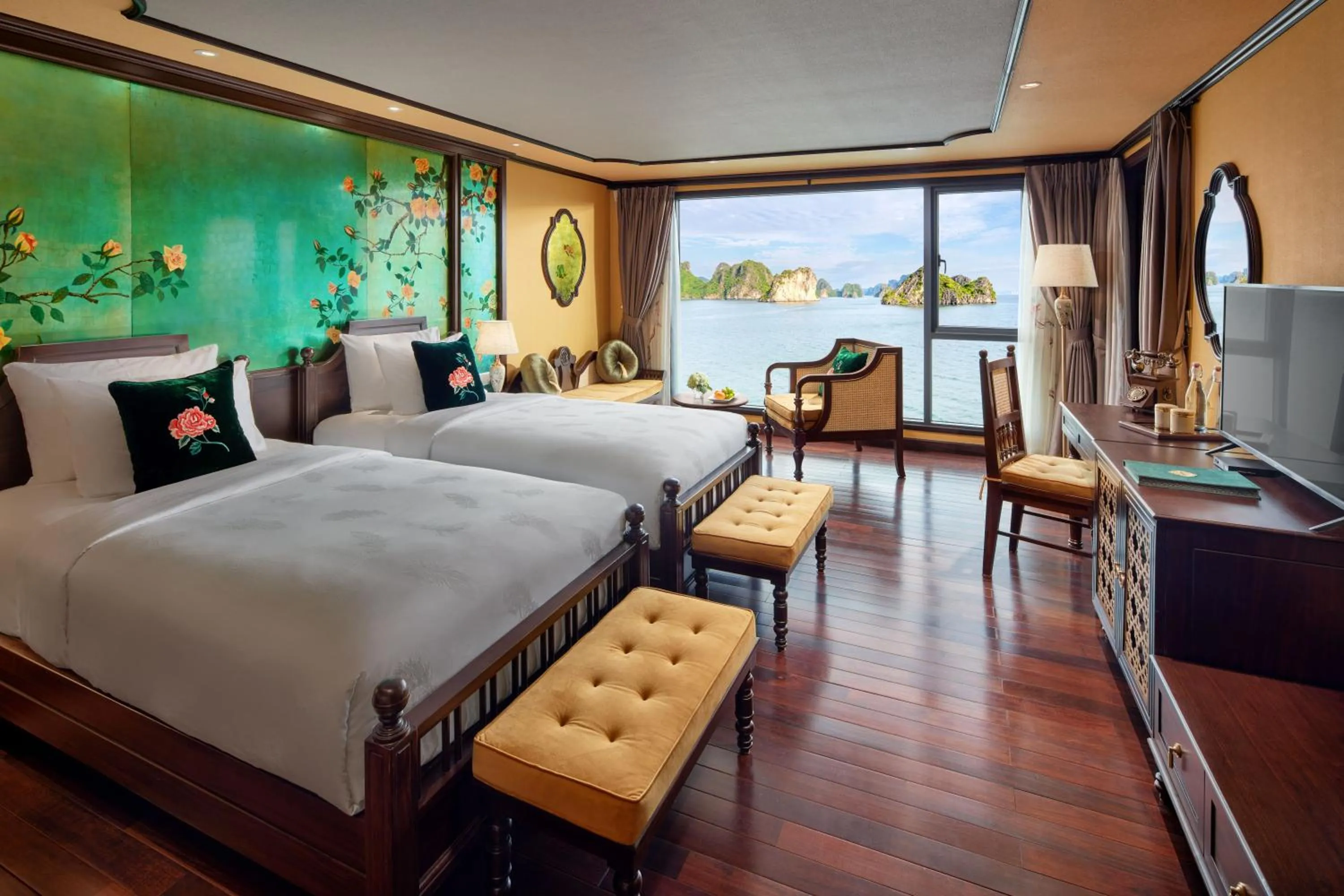 Suite Double or Twin Sea View With Balcony - 2 Days 1 Night in Indochine Premium Halong Bay