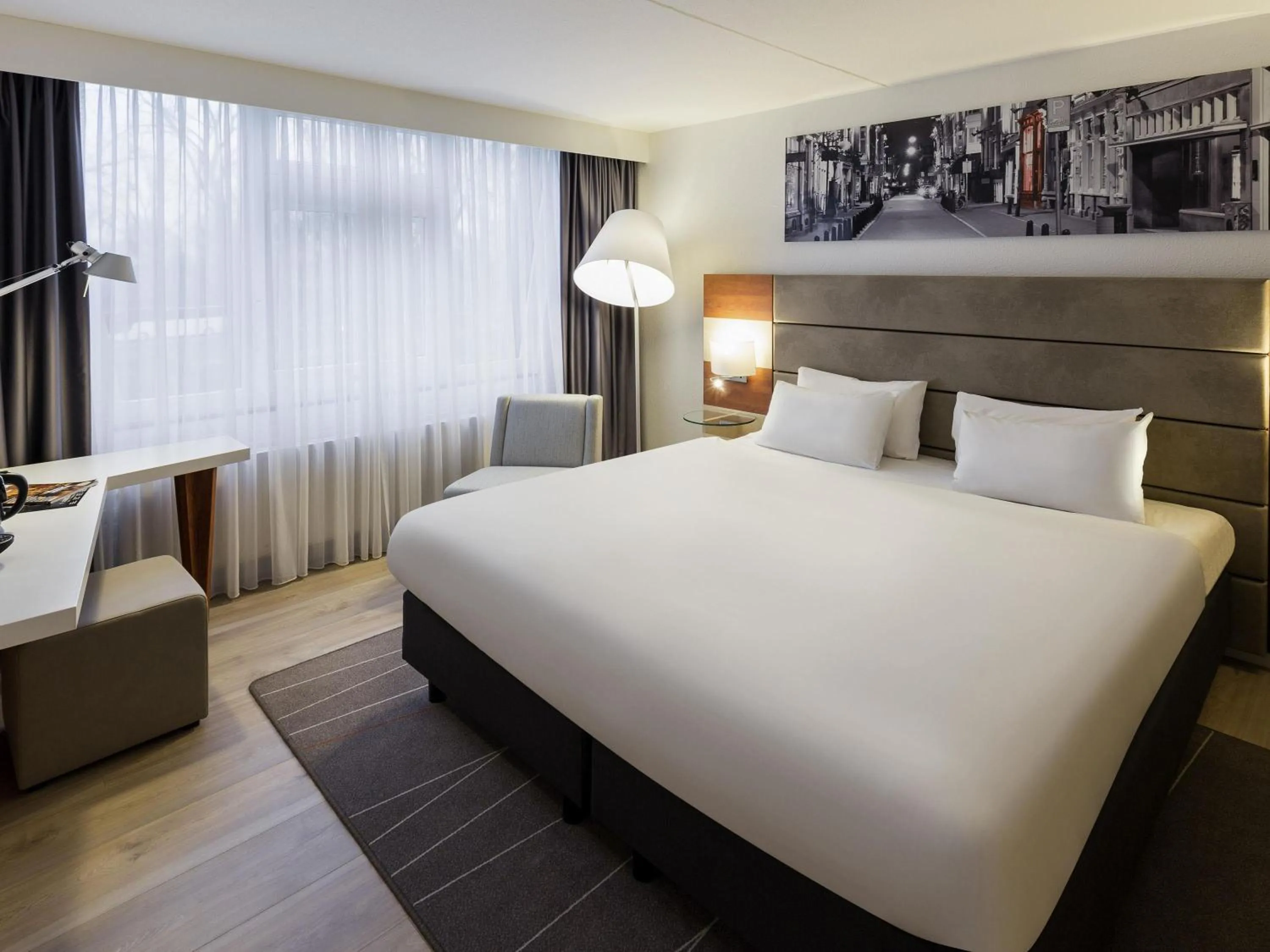 Privilege Double Room in Mercure Hotel Amsterdam West