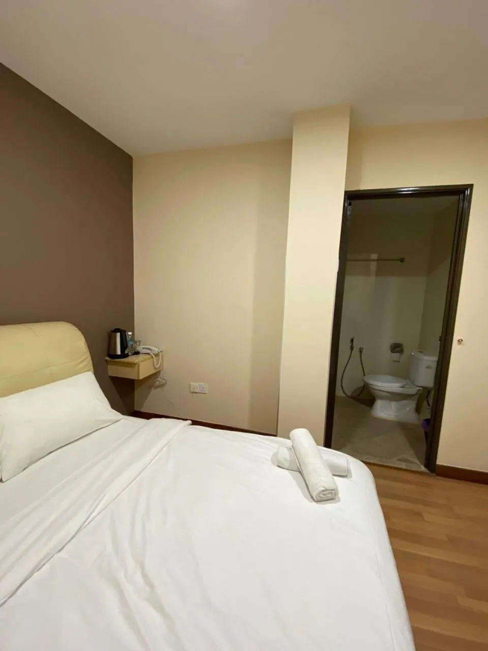 Standard Queen Room in Hotel Ambassador @ Bukit Bintang