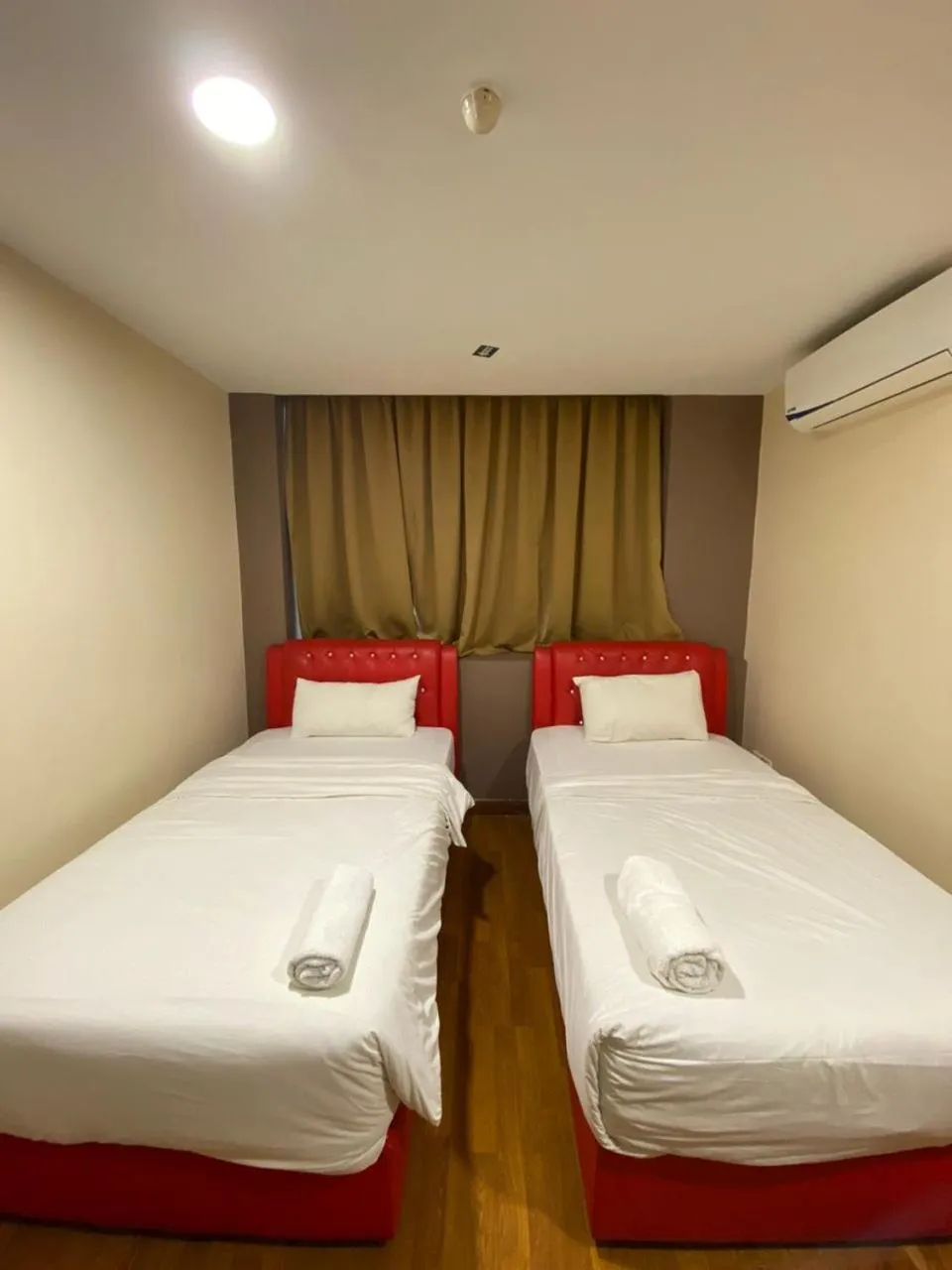 Deluxe Twin Room in Hotel Ambassador @ Bukit Bintang