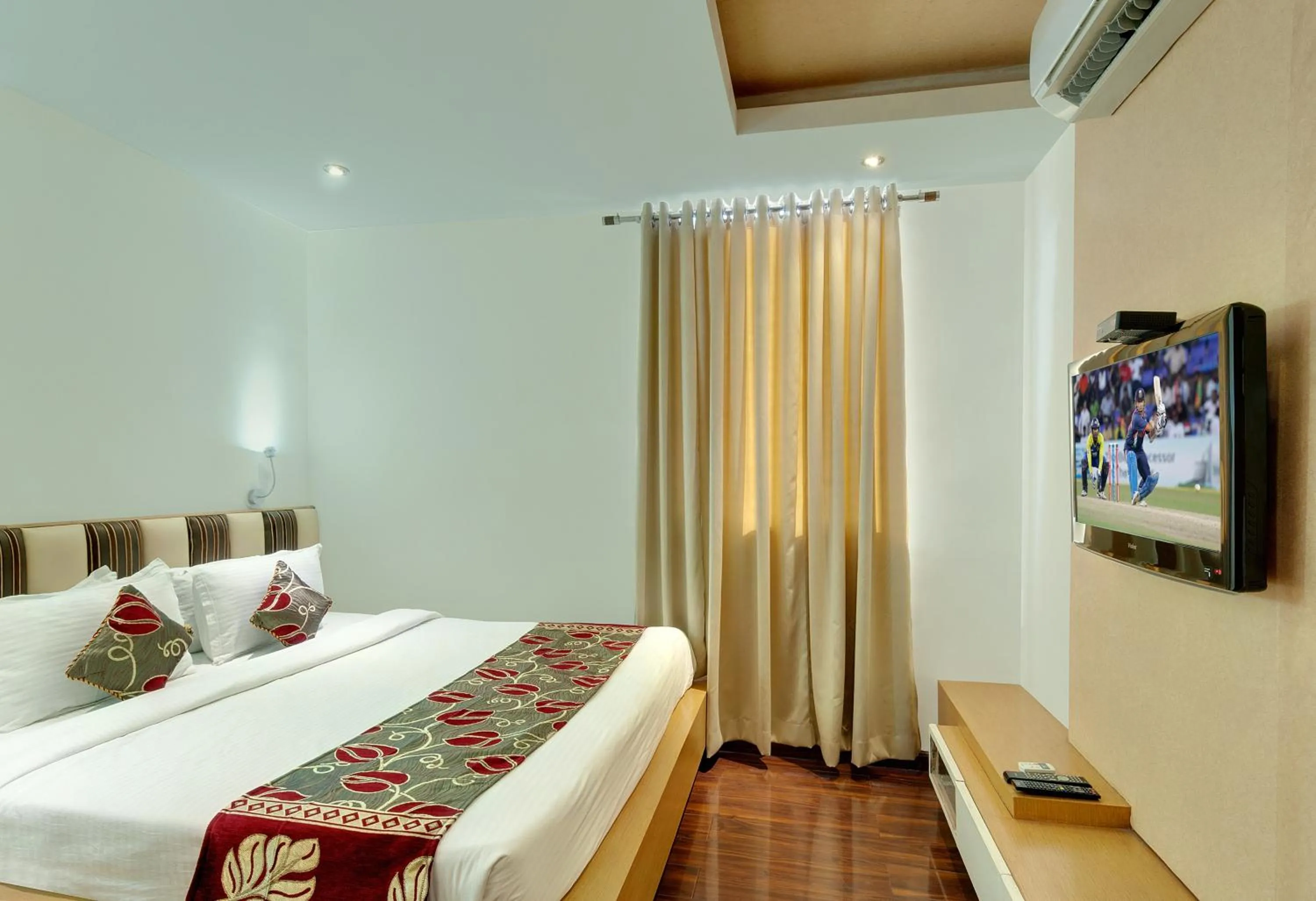 Club Suite in Hotel Balaji Central