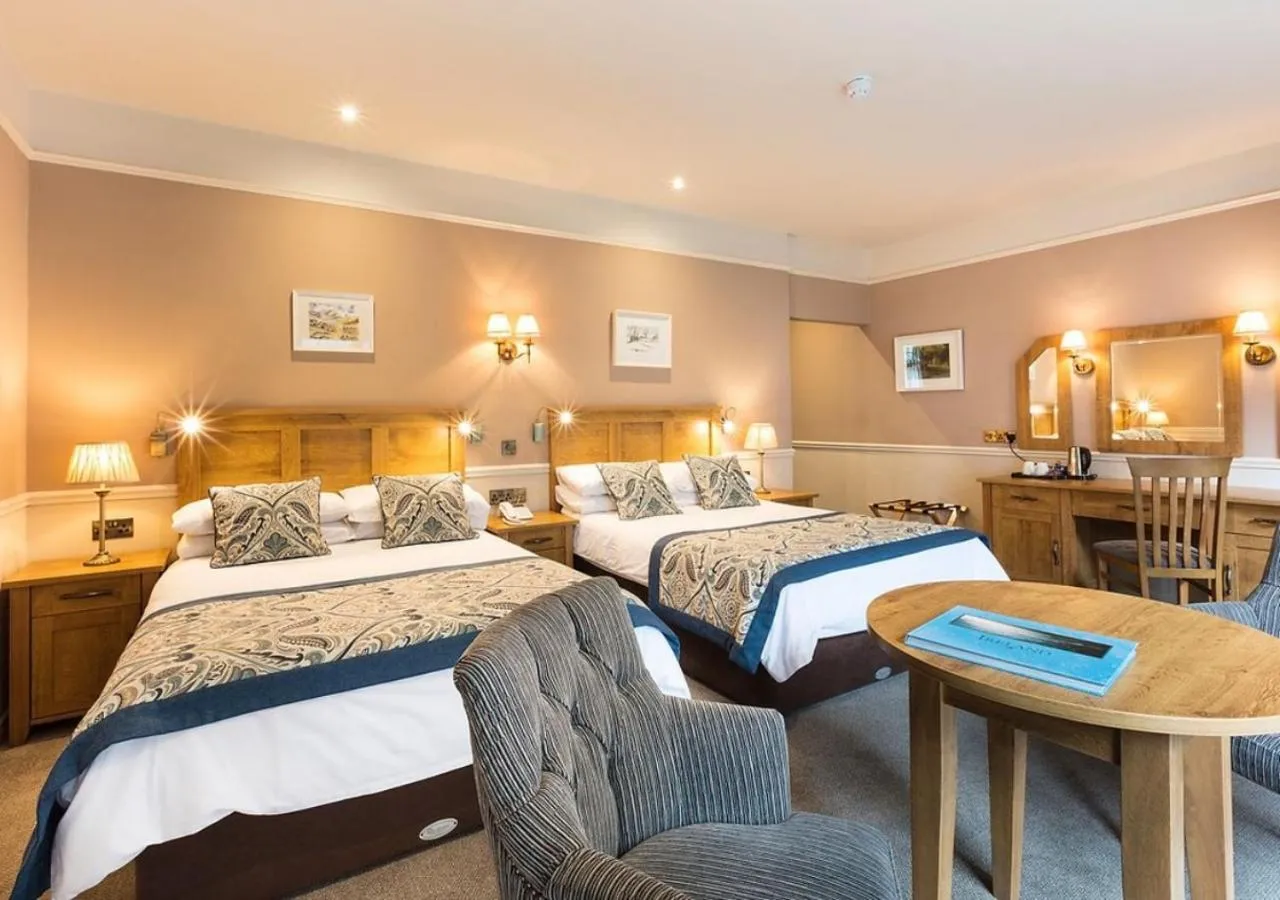 Standard Twin Room in Brown Trout Golf & Country Inn