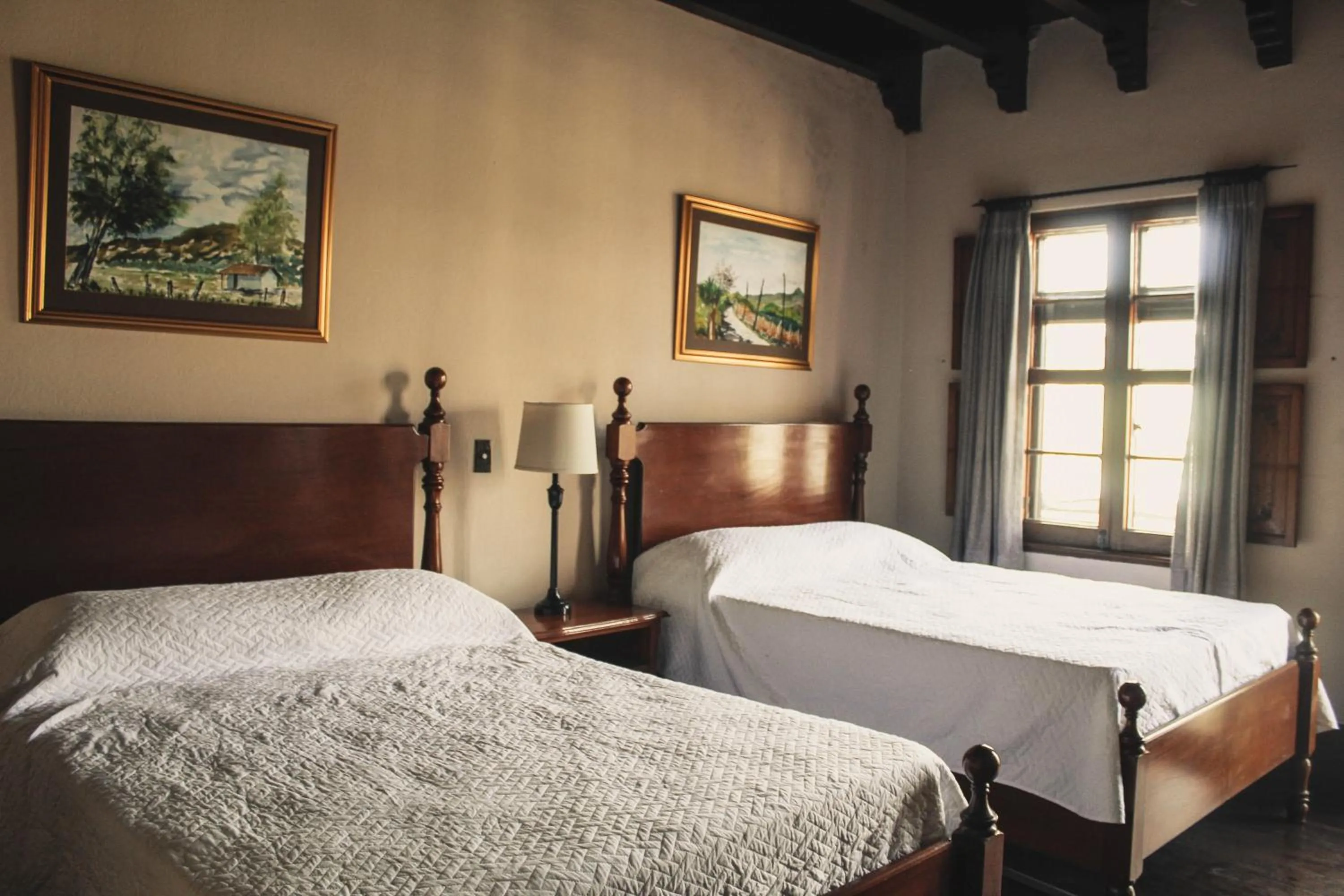 Double Room with Two Double Beds in Casa Carmel Bed & Breakfast