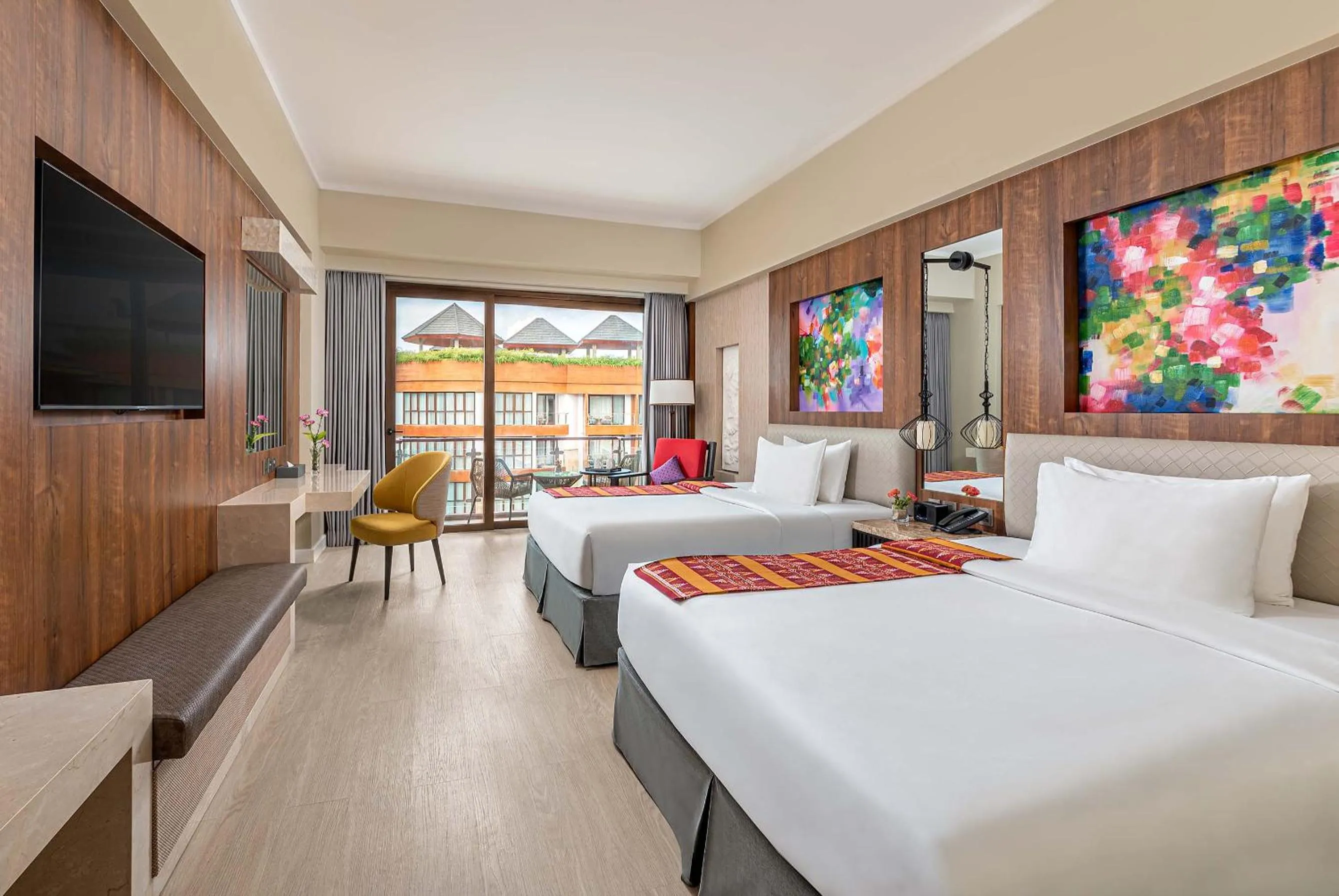 West Grand Deluxe Poolview Twin in Mandarin Bay Resort and Spa