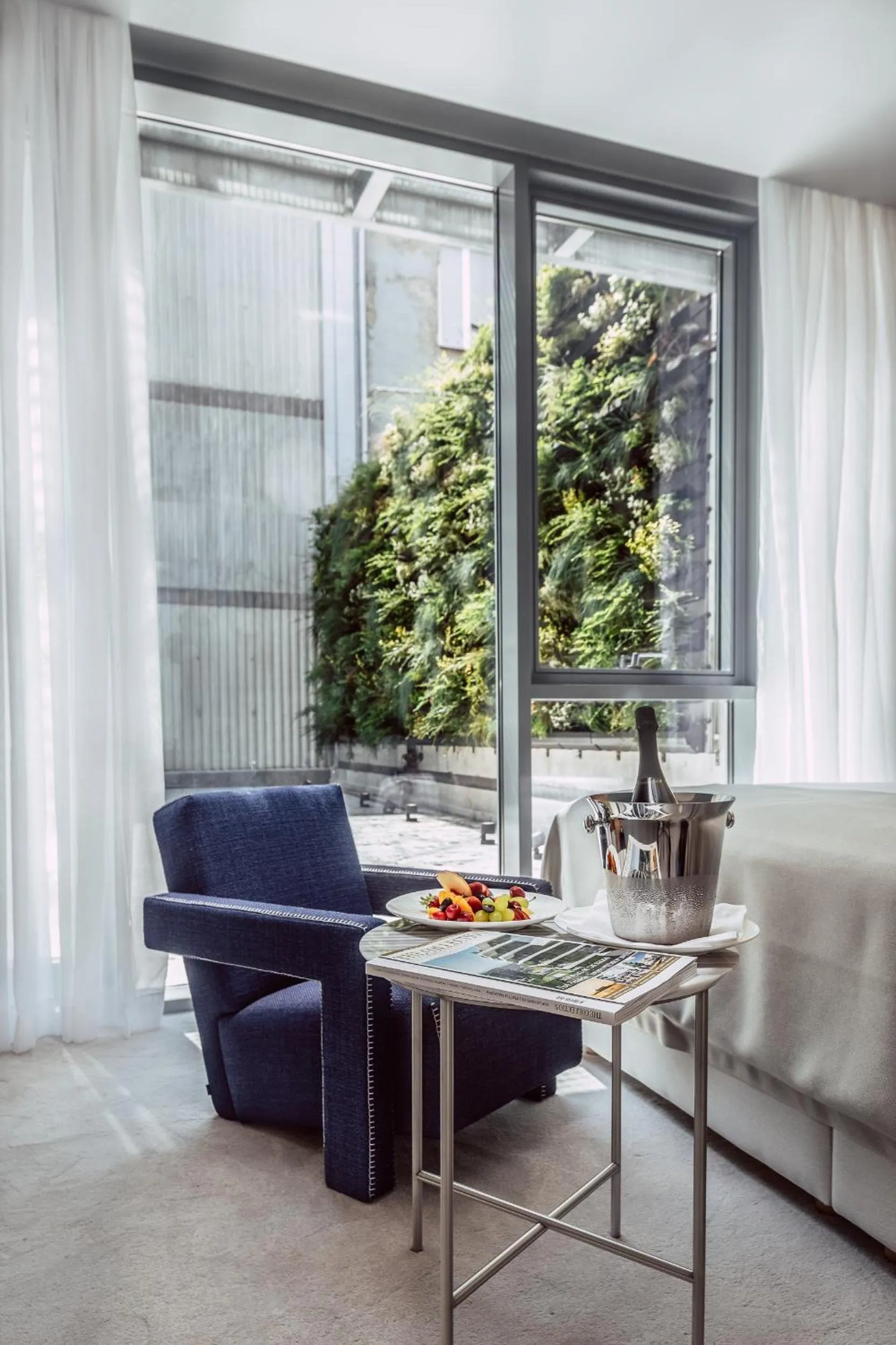 Grand Premium Double – Atrium View - single occupancy in Met Boutique Hotel