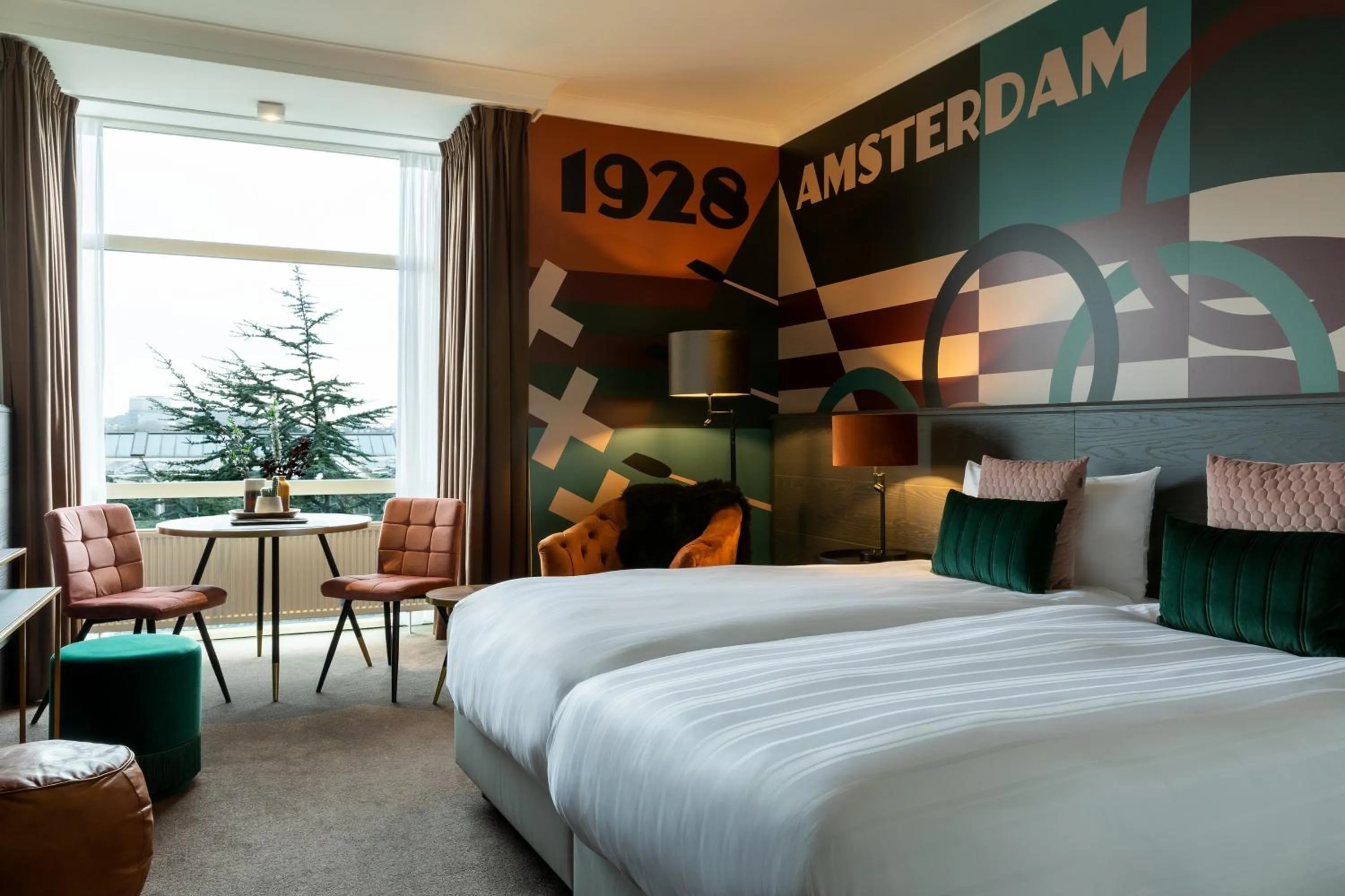 Deluxe Twin Room in Apollo Hotel Amsterdam, a Tribute Portfolio Hotel