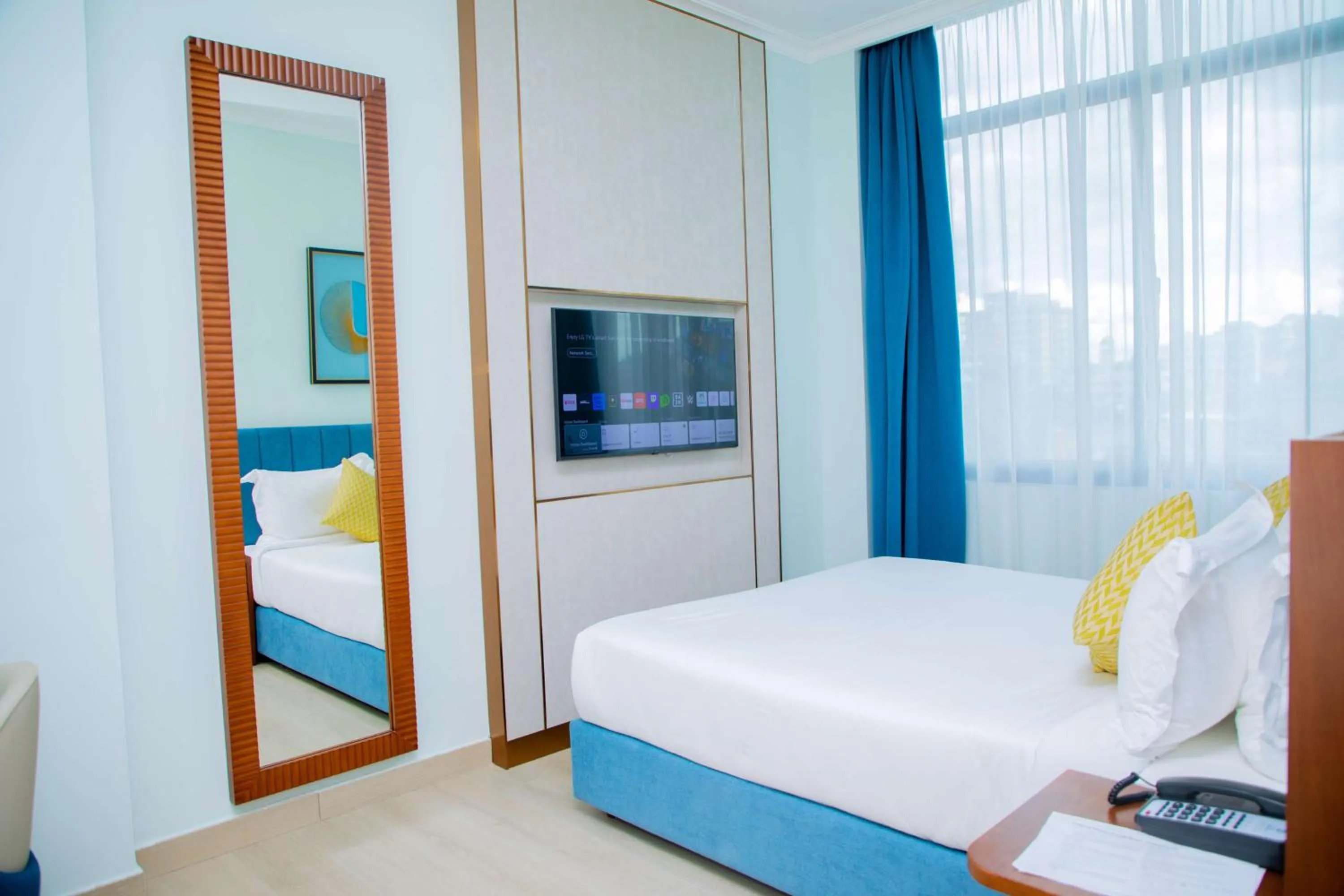 Deluxe Royal Queen Room - Non-Smoking in Best Western Dodoma City Hotel