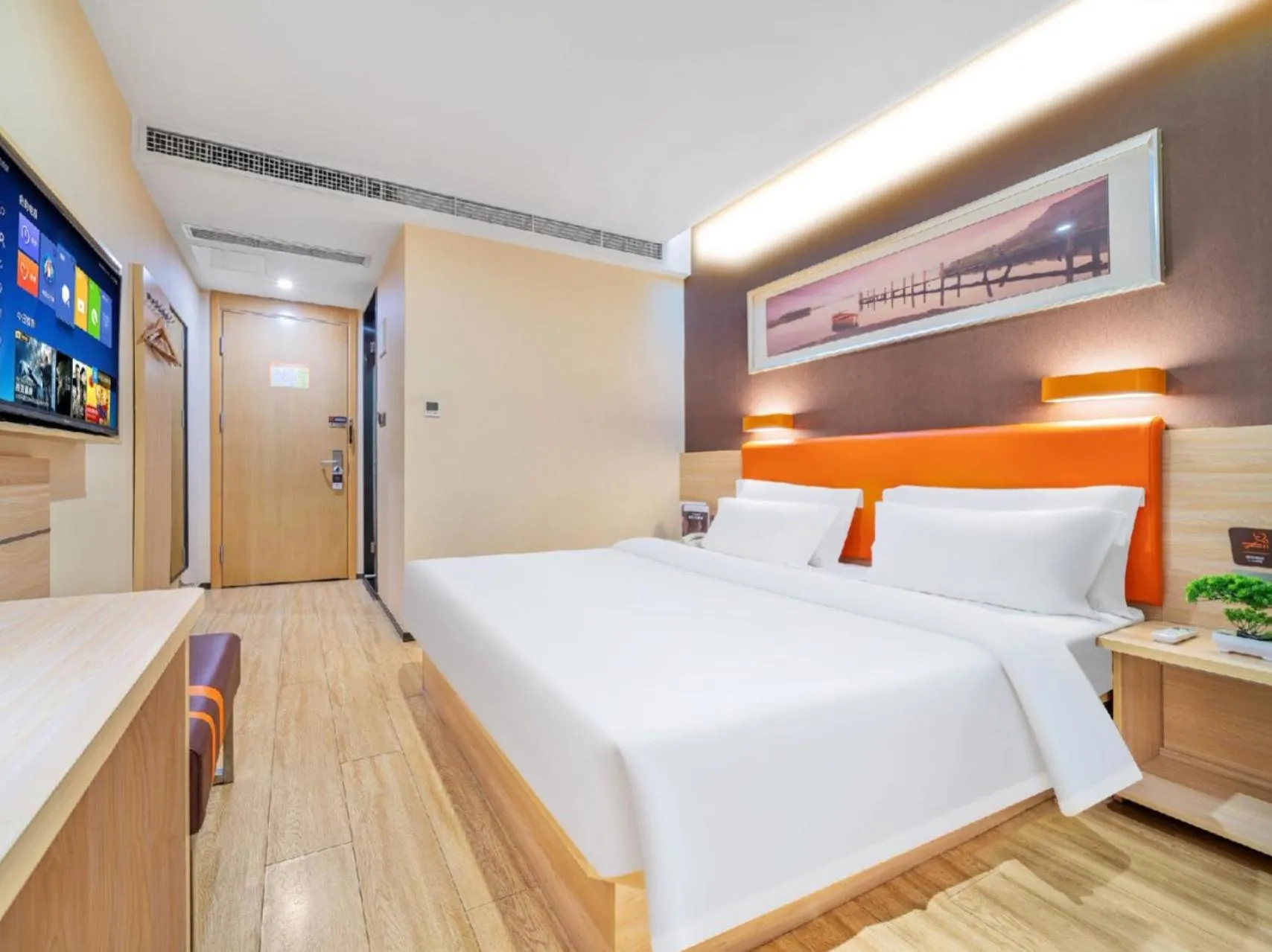 Premium King Room in 7 Days Premium - Kunming South High Speed Railway Station University Town Metro Station