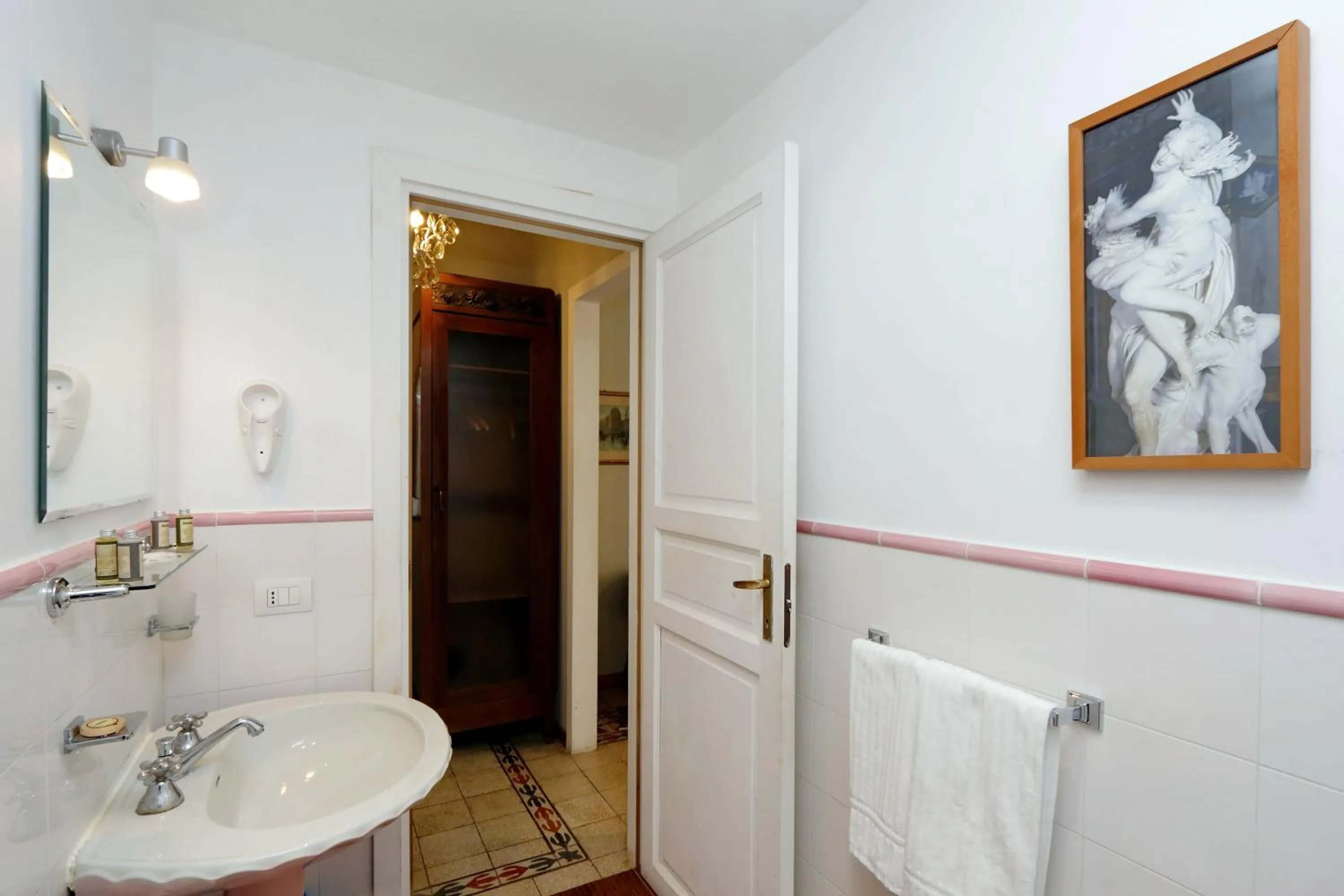 Double or Twin Room in Cassiodoro19