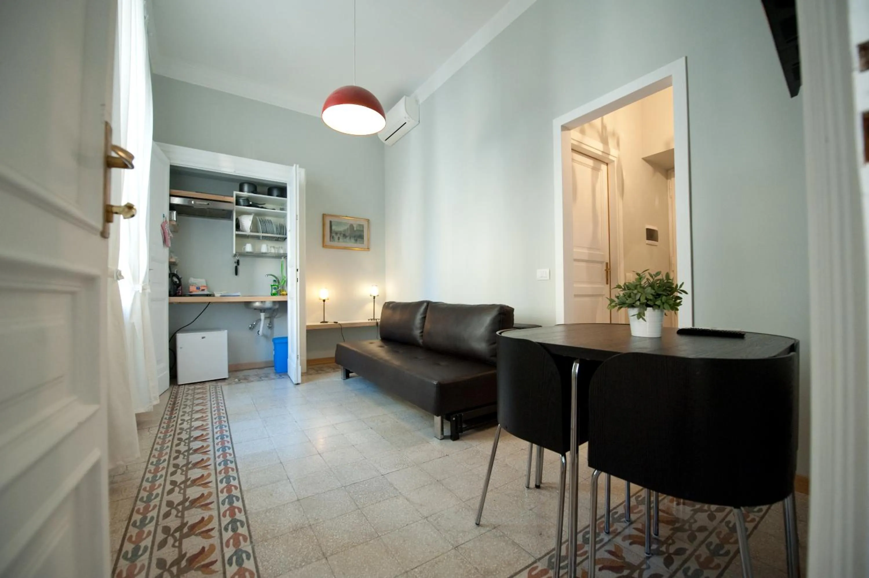 Suite with Kitchenette - single occupancy in Cassiodoro19
