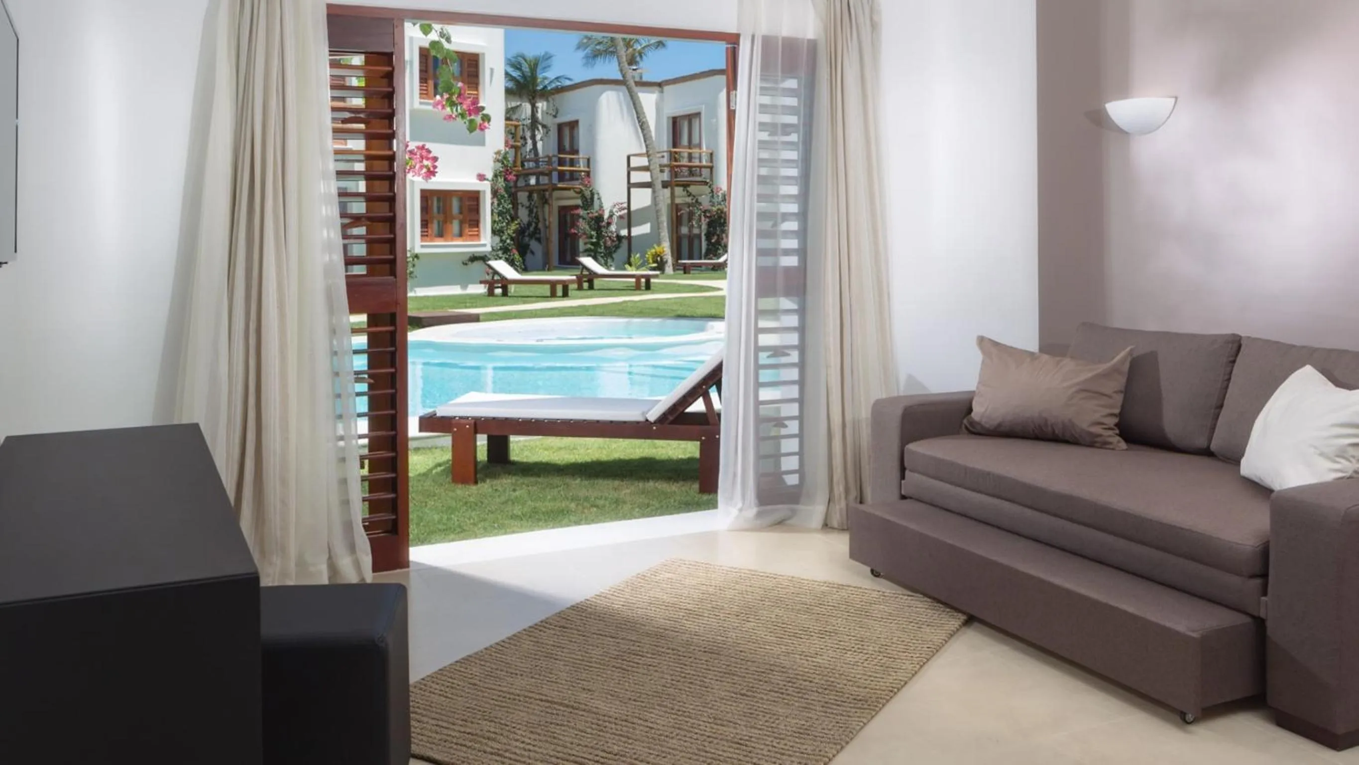 Standard Studio - Ground Floor in Blue Residence Hotel