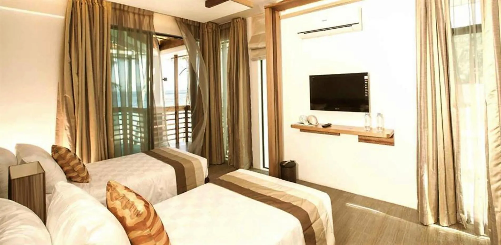 Deluxe Room in Infinity Resort
