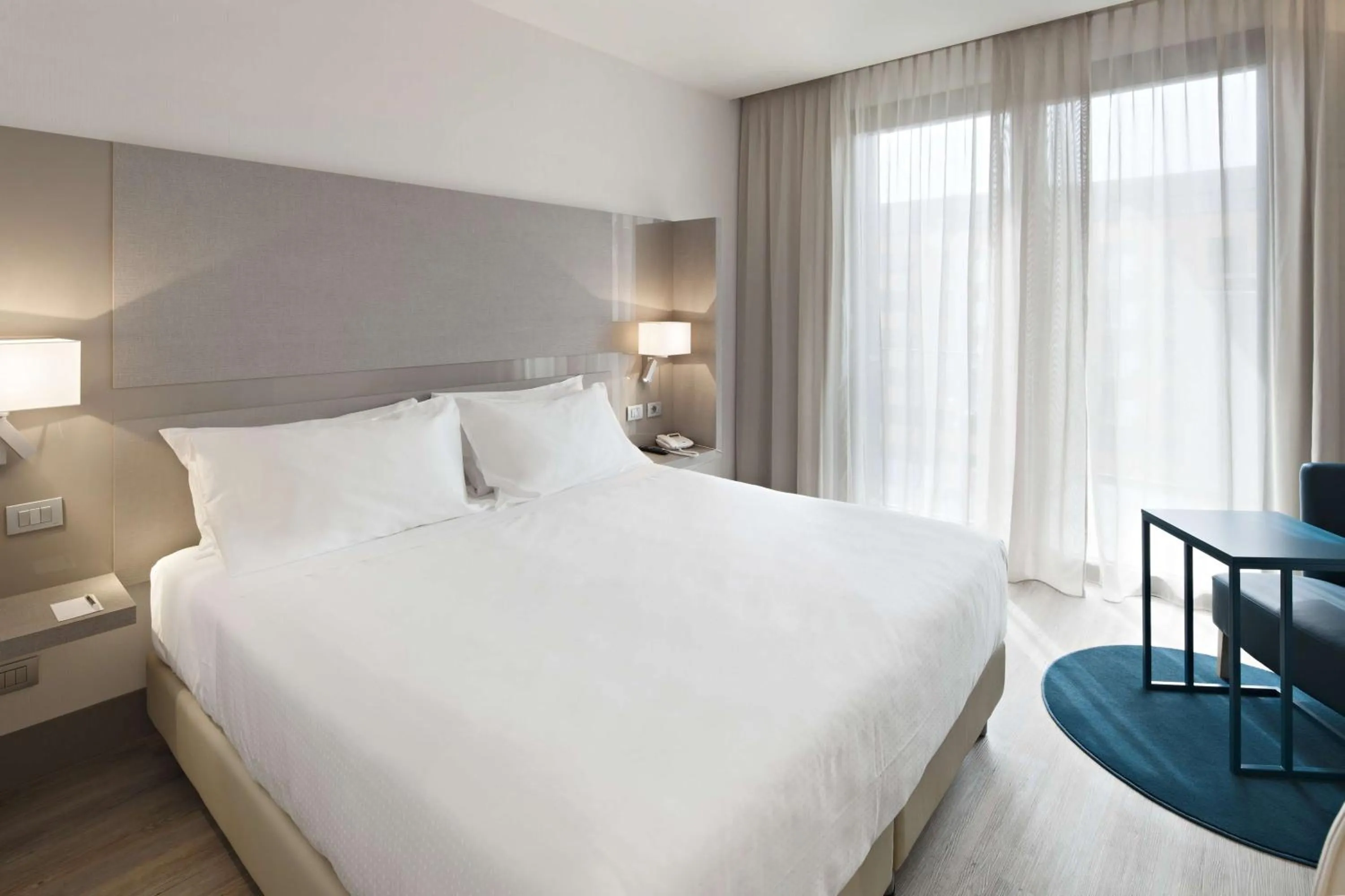 Standard Double or Twin Room in NH Parma