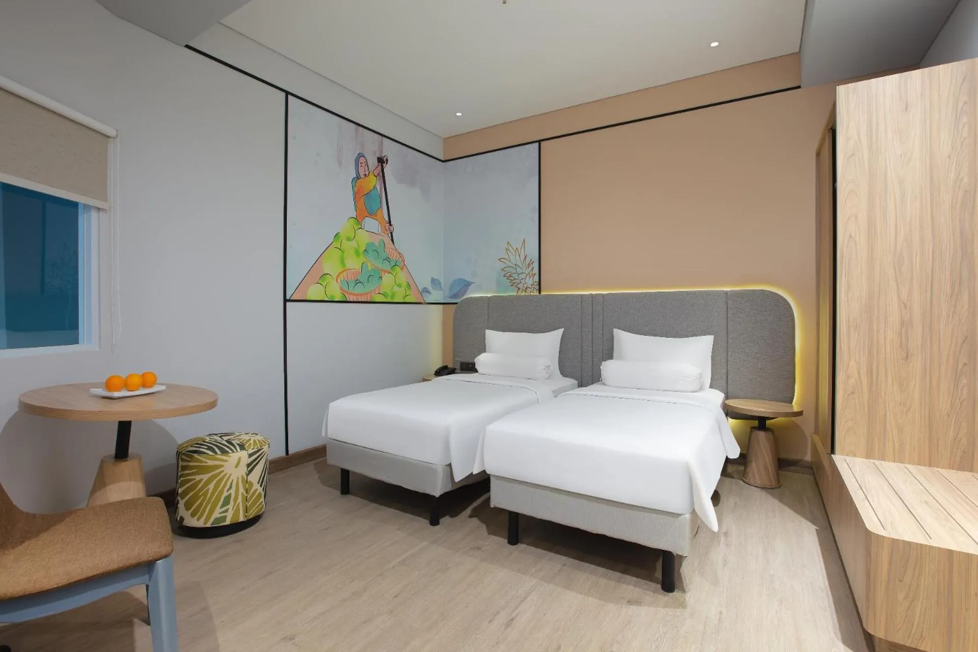 Superior Twin Room in Harper Banjarmasin by ASTON