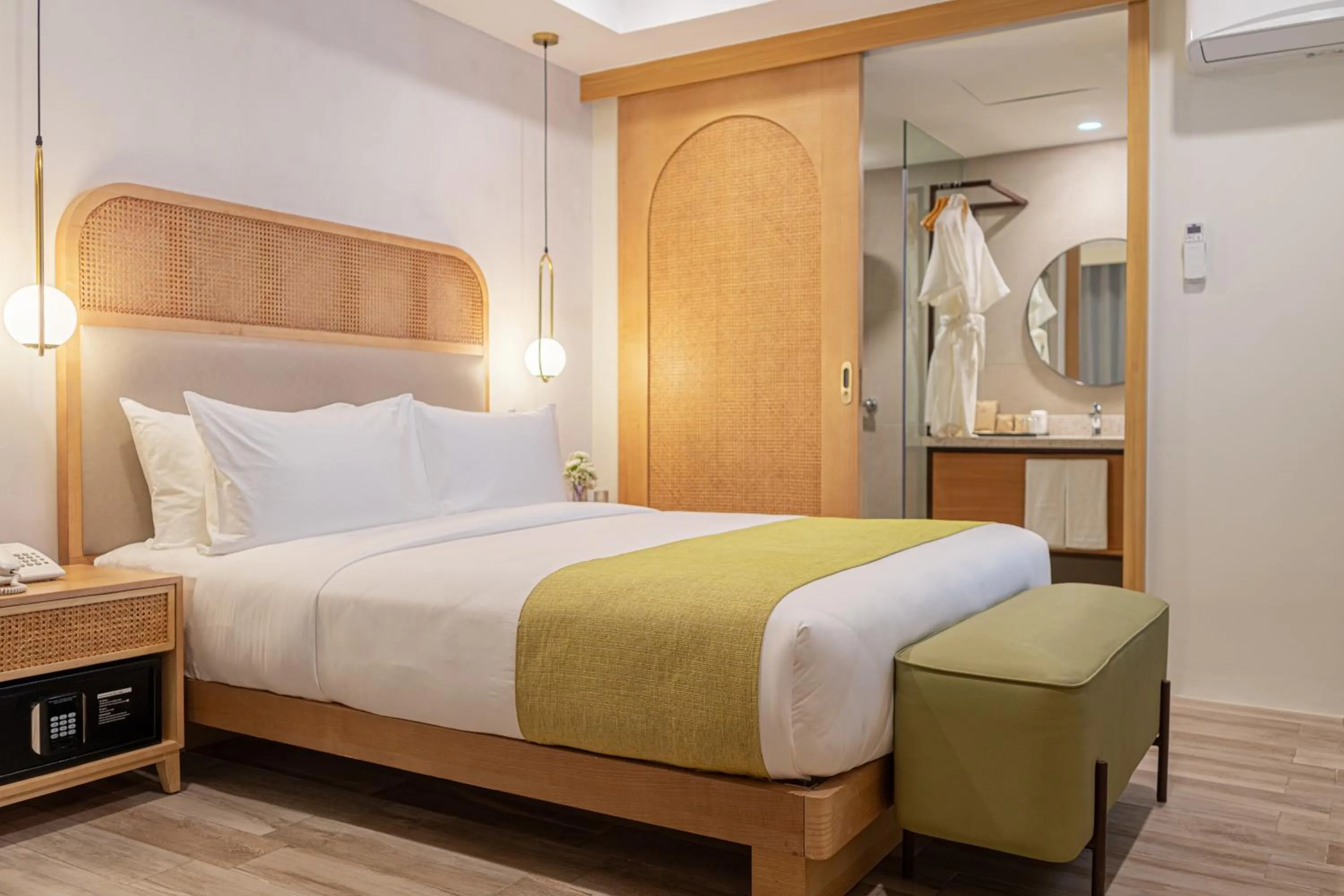 Deluxe Room (No Window) in Mandarin Nest Boracay