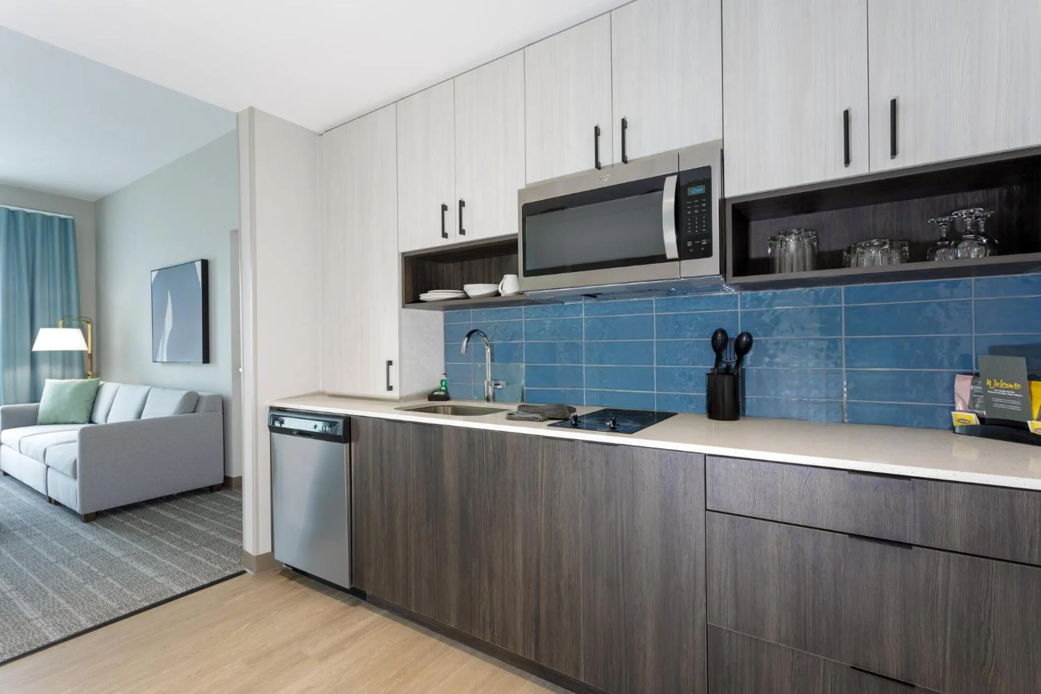 King Studio Suite with Lake View in Staybridge Suites Winter Haven - Auburndale